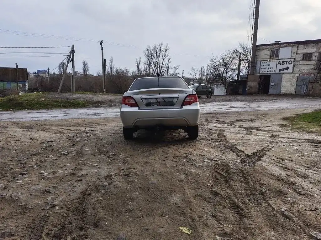 Деу Нексия 150 2012 года с пробегом 175000 км - Авто в Волгоград