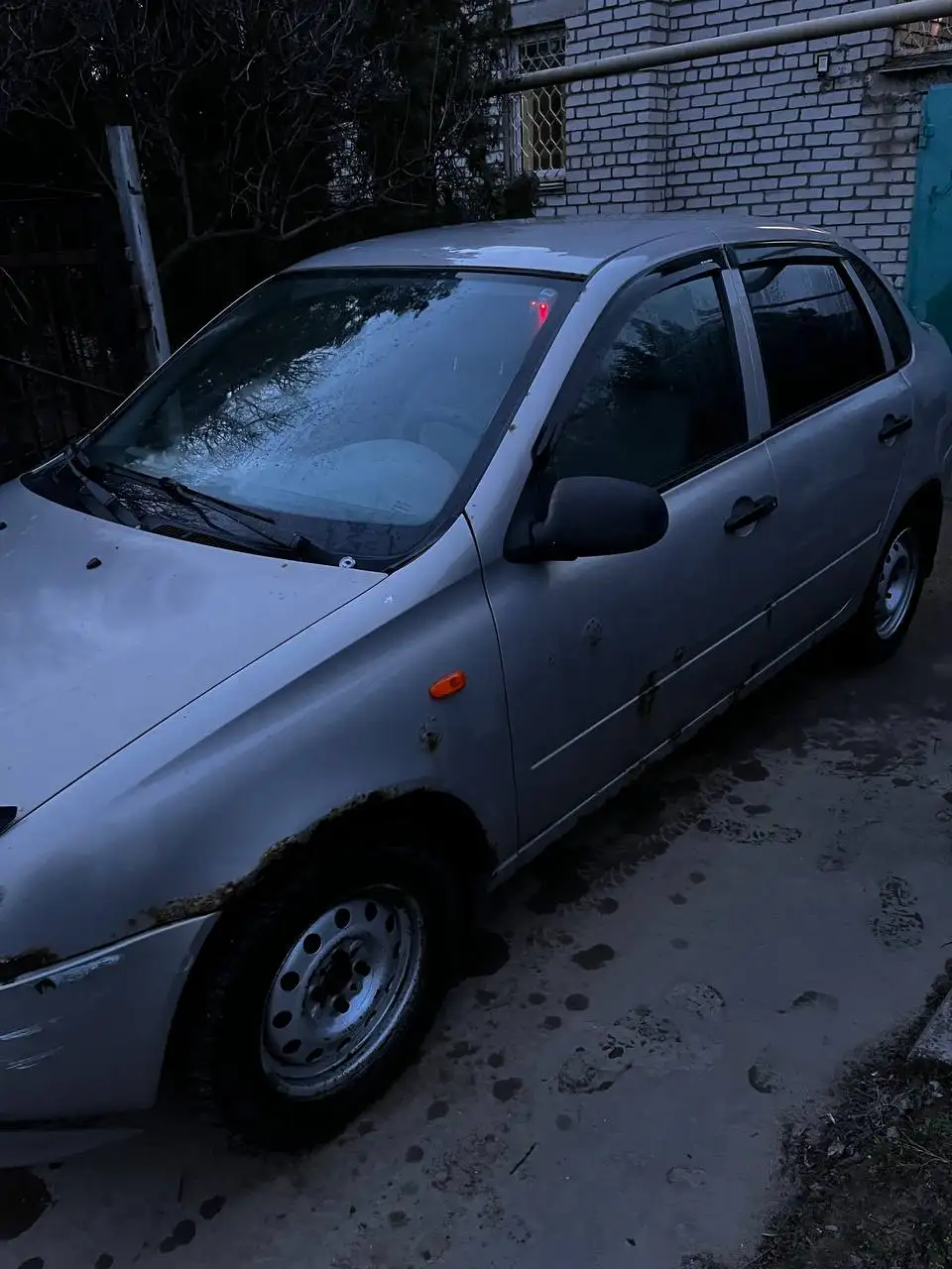 Продажа Лада Калина 2006 года с пробегом 220000 км - Легковые автомобили (Авто) в Волгоград