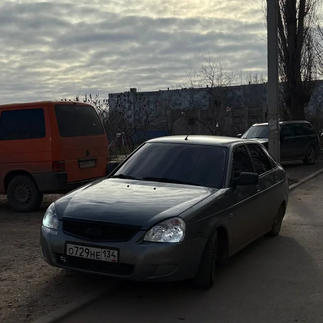 Продажа Lada Priora 2011 года с пробегом 230000 км - частное объявление в Волгоград