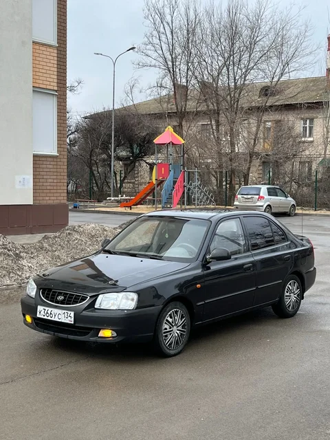 Hyundai Accent 2008 года в черном цвете - частное объявление в Волгоград
