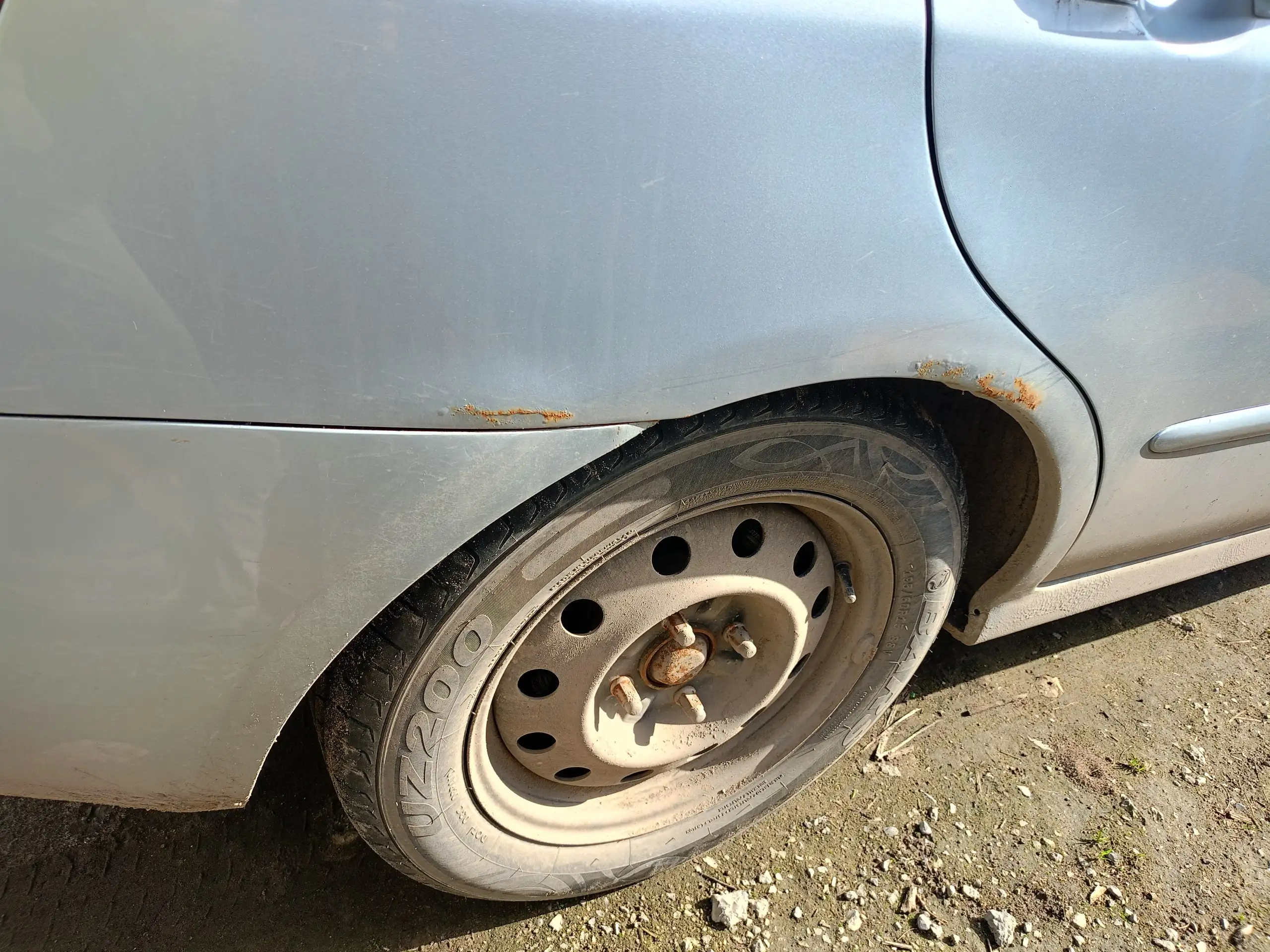 Kia Cerato 2006 г.в. с пробегом 300+ тыс.км - Легковые автомобили (Авто) в Волгоград