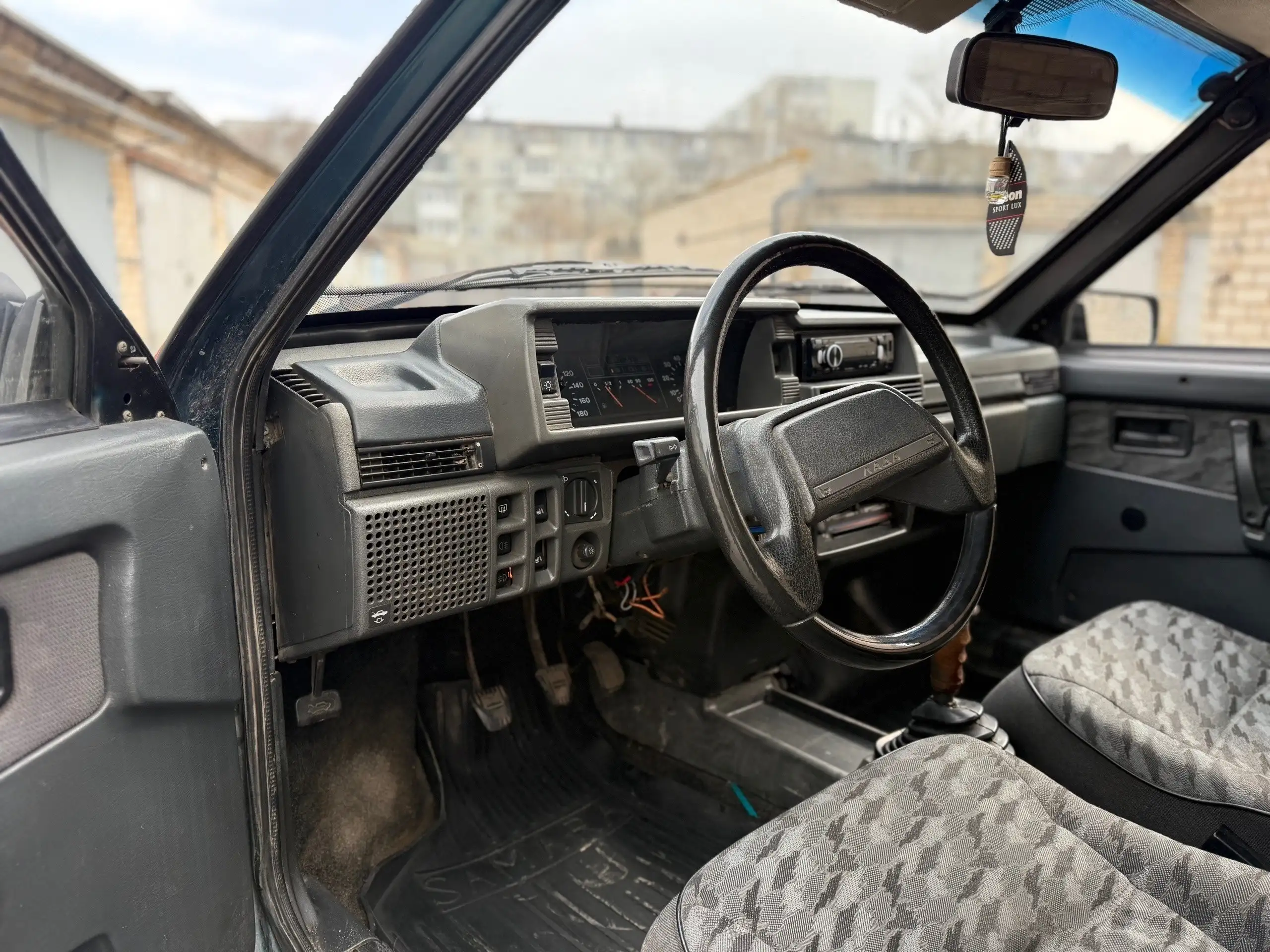 ВАЗ 21099 (импортная) 2000 года - Легковые автомобили (Авто) в Волгоград