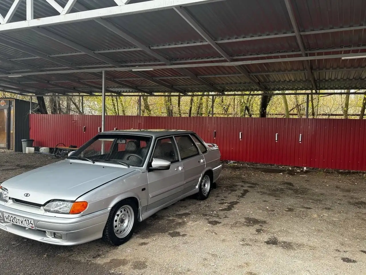 Продажа ВАЗ 2115 с автозвуком и новой коробкой передач - Легковые автомобили (Авто) в Волгоград