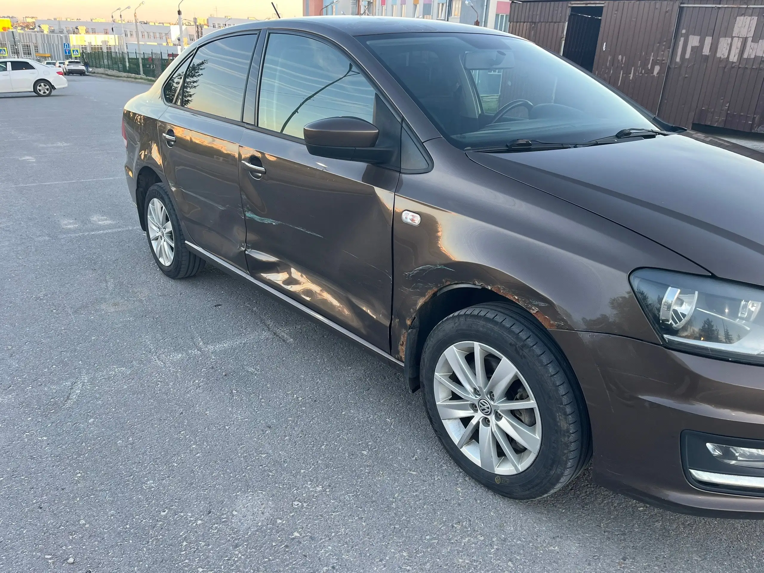 Volkswagen Polo 2016 Highline с пробегом 189000 км - Легковые автомобили (Авто) в Волгоград