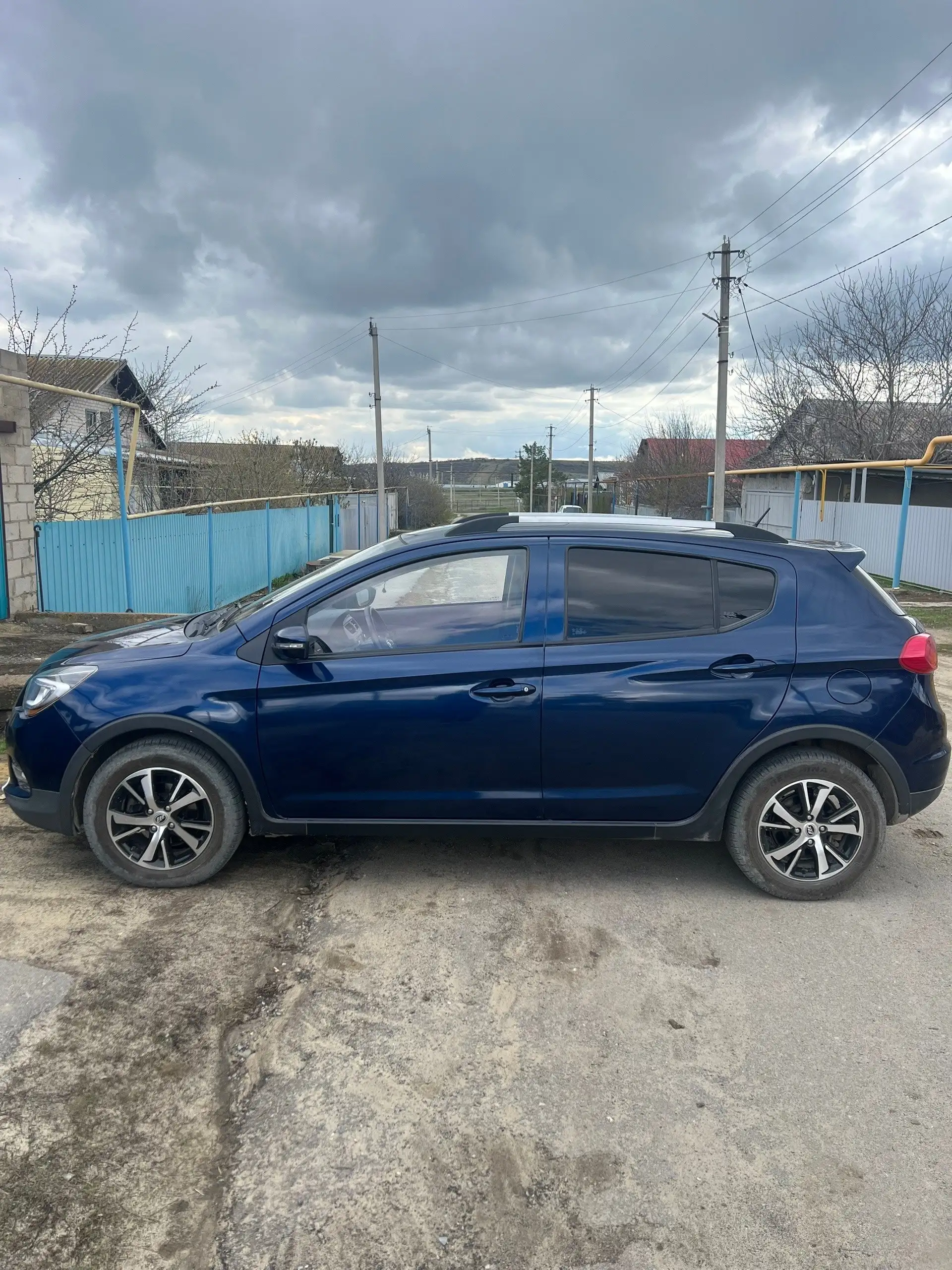 Продажа автомобиля Лифан - Легковые автомобили (Авто) в Волгоград