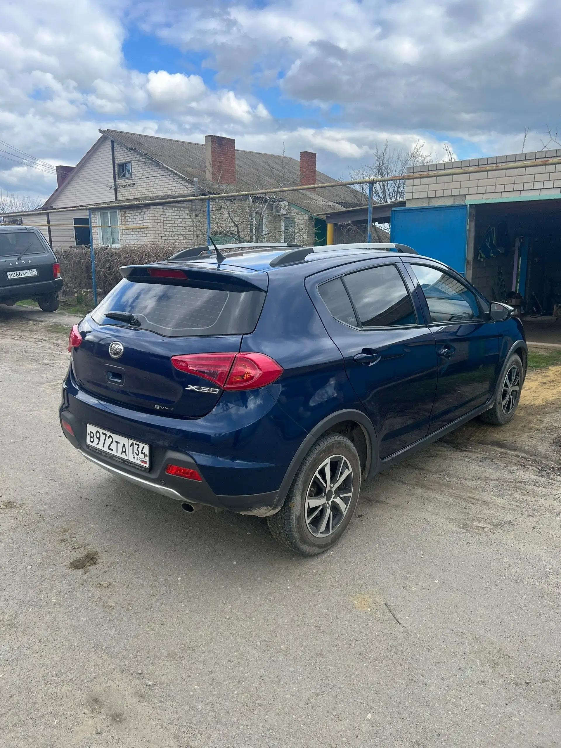 Продажа автомобиля Лифан - Легковые автомобили (Авто) в Волгоград