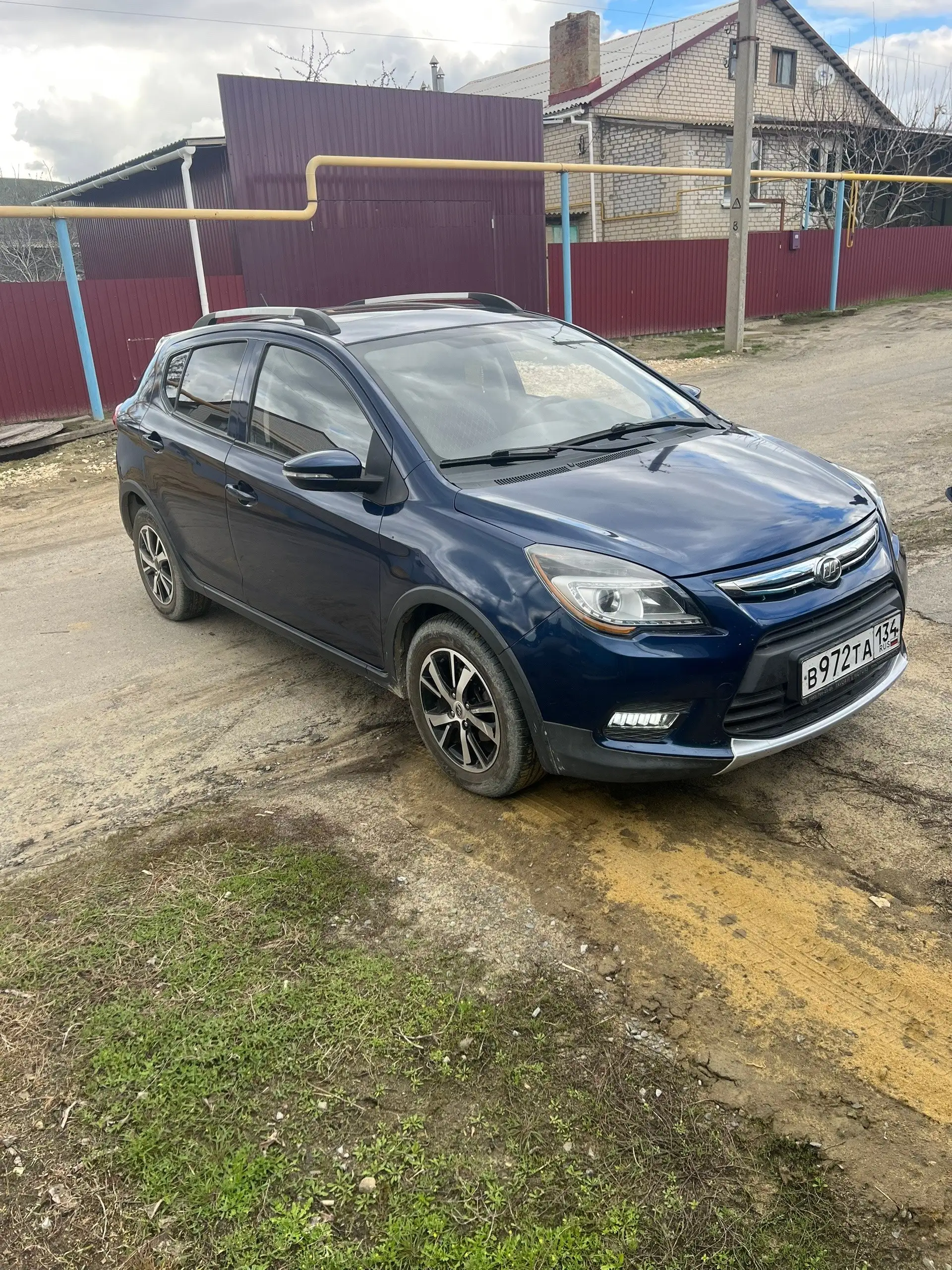 Продажа автомобиля Лифан - Легковые автомобили (Авто) в Волгоград