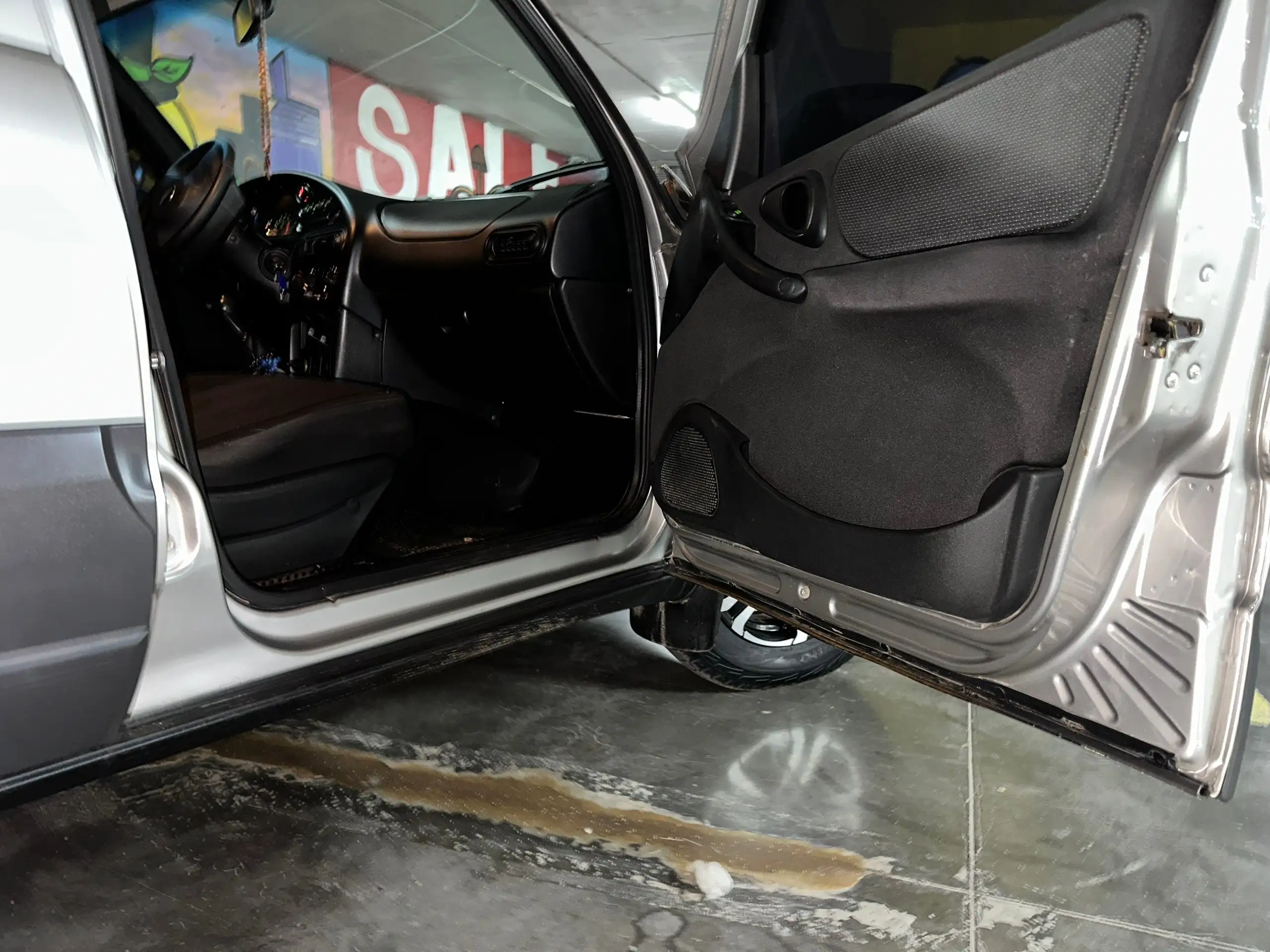 Продажа автомобиля 2013 года с кондиционером - Легковые автомобили (Авто) в Волгоград