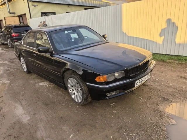 Продажа автомобиля БМВ - Грузовики и спецтехника в Волгоград