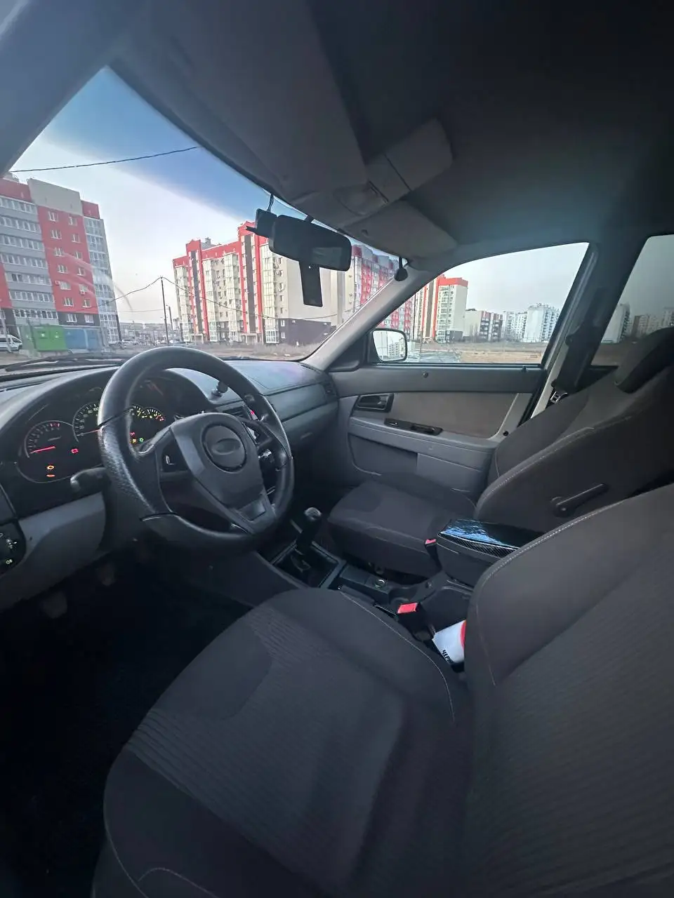 Продажа автомобиля Лада Приора 2007 года - Авто в Волжский