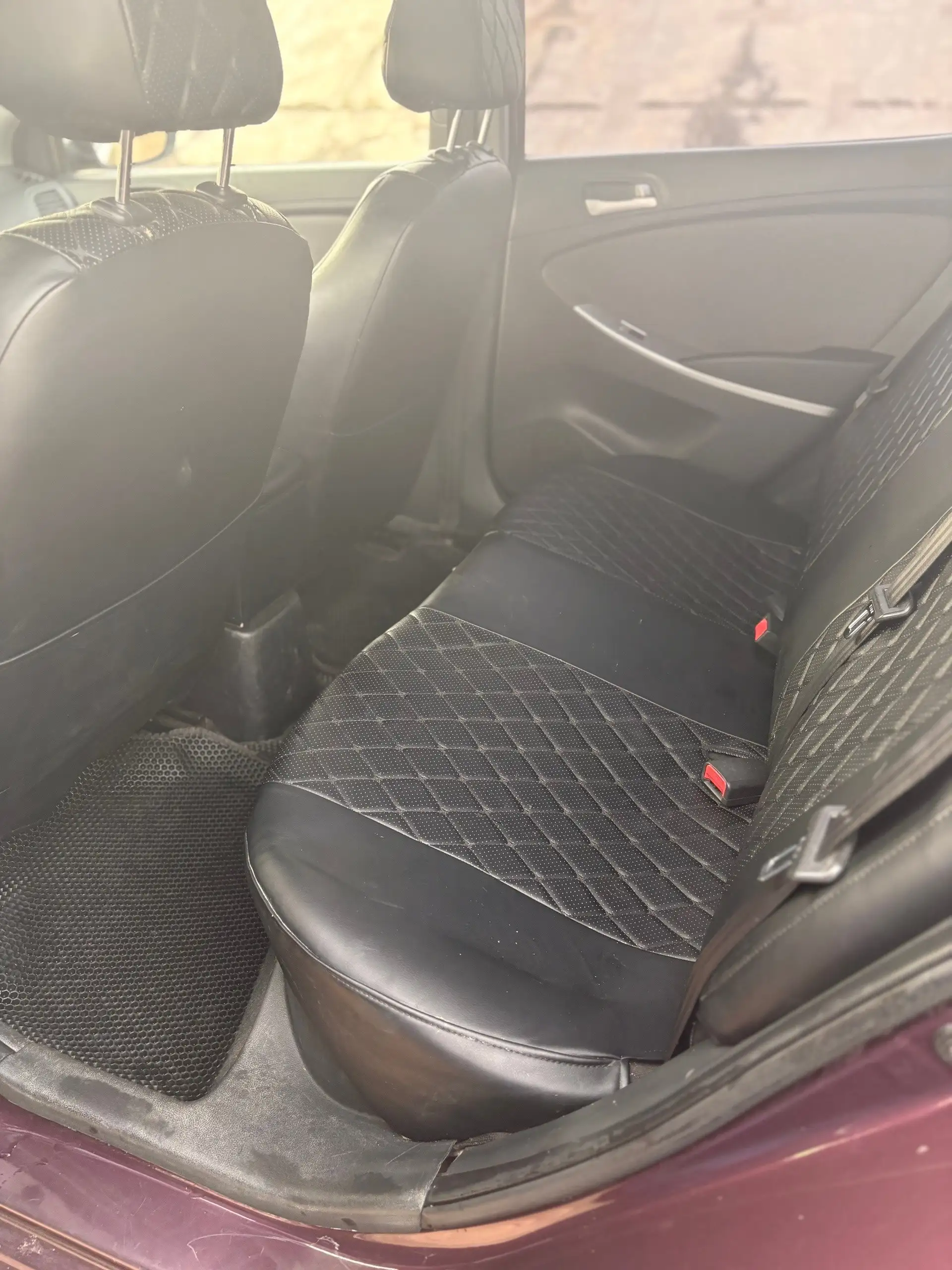 Hyundai Solaris 2011, 1.4 л, АКПП - Авто в Волгоград