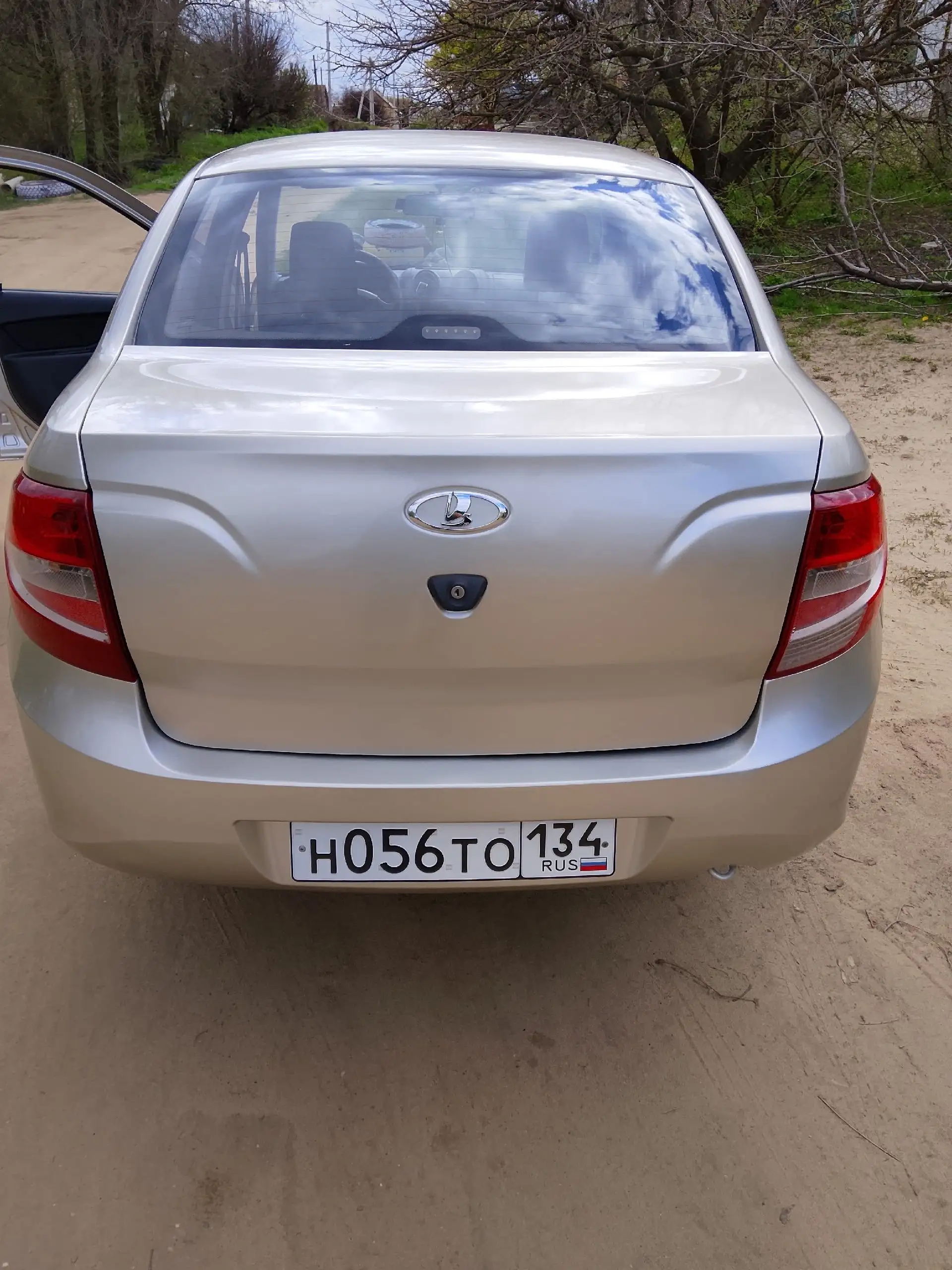 Lada Granta 2012 - Авто в Волгоград