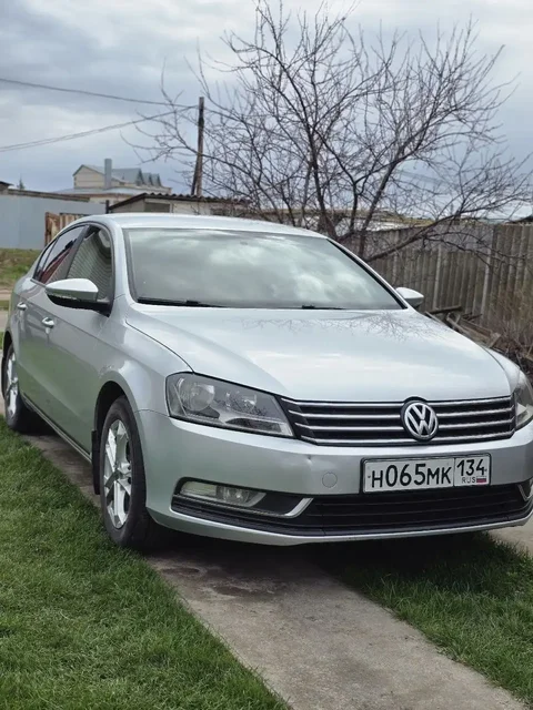 Volkswagen Passat B7 2011 - Легковые авто в Волгоград