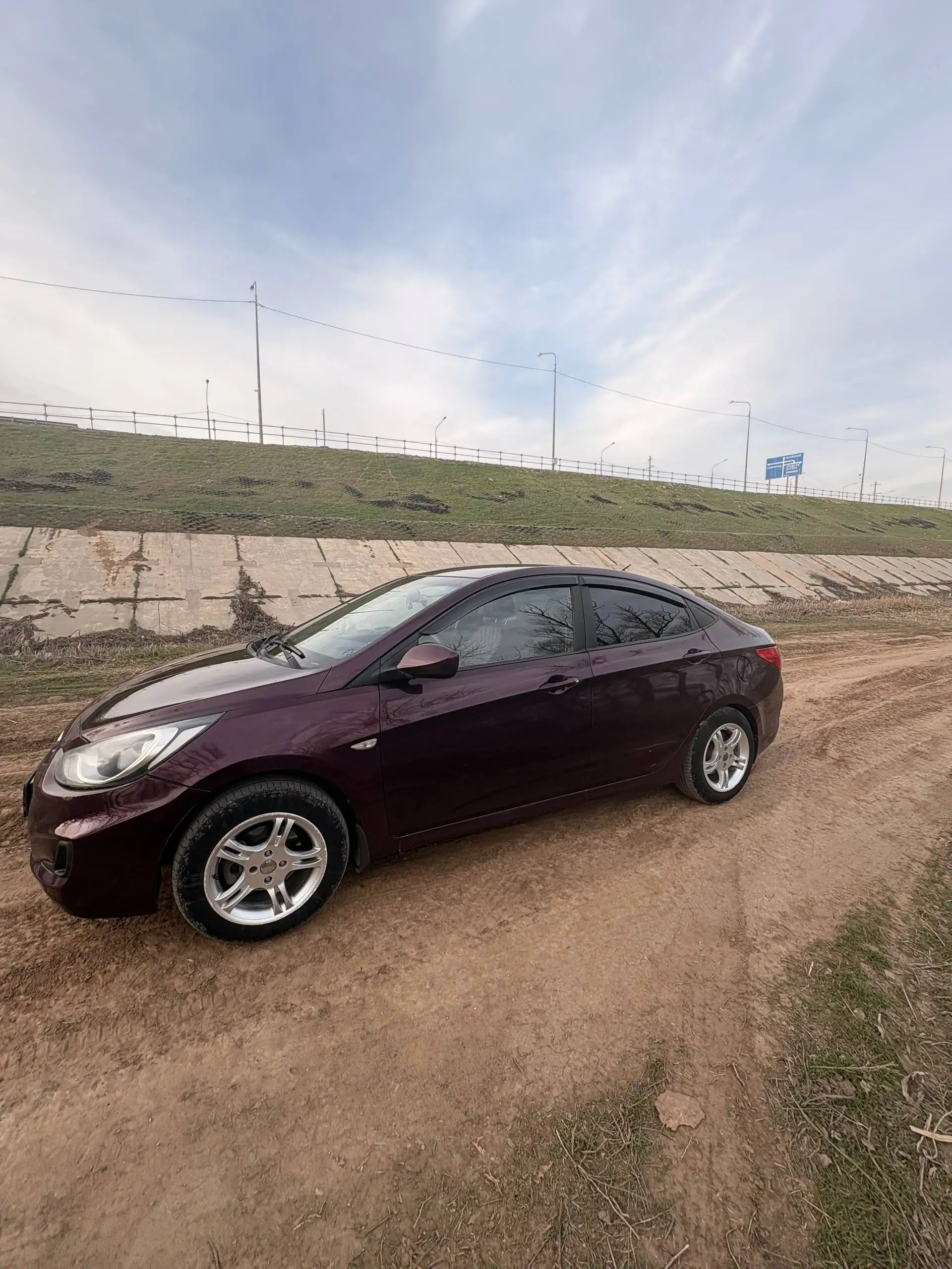 Продам Хендай Солярис 2011 - Легковые автомобили (Авто) в Волжский