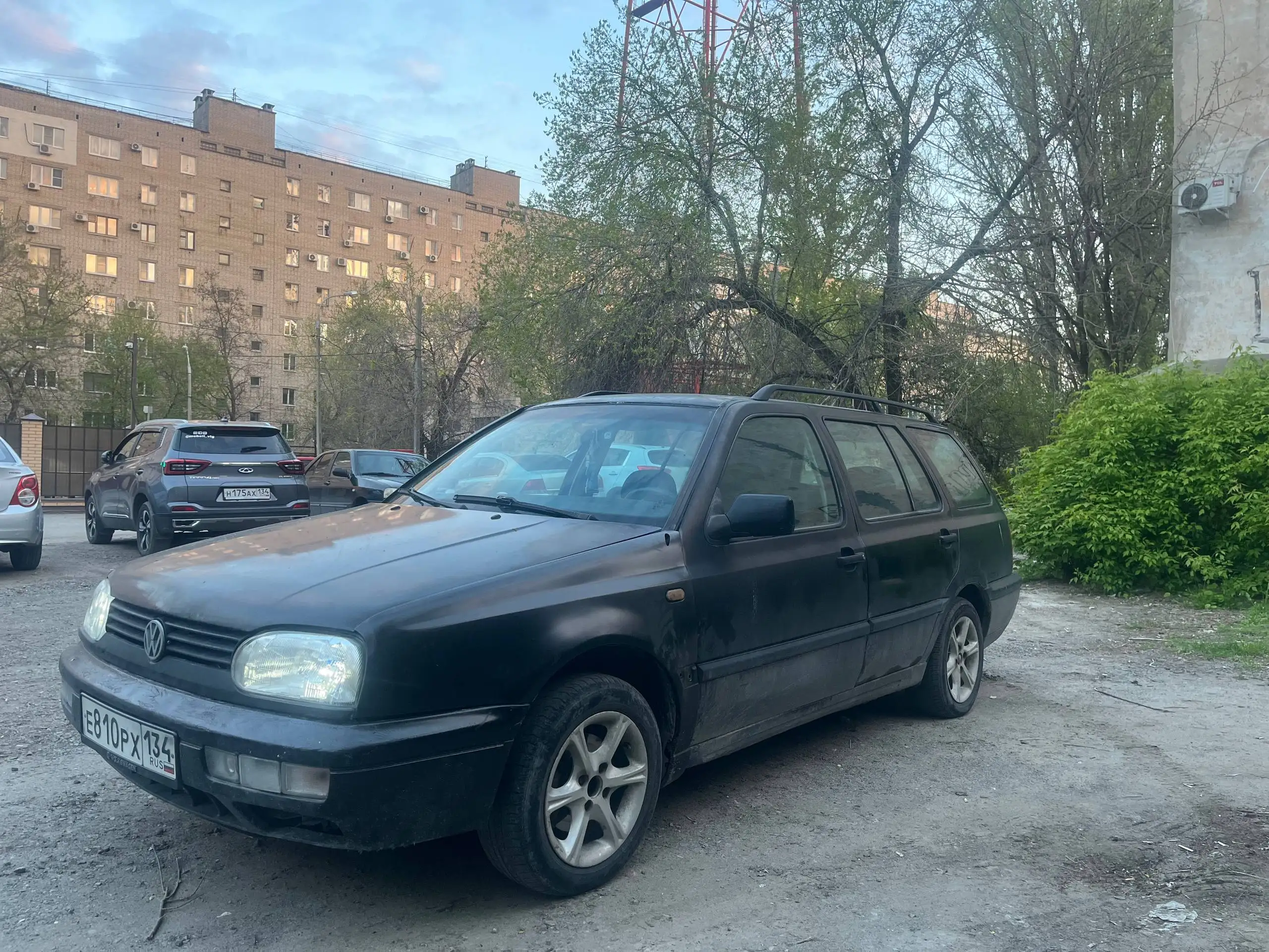 Volkswagen Golf 1997, 230000 км - Легковые автомобили (Авто) в Волгоград