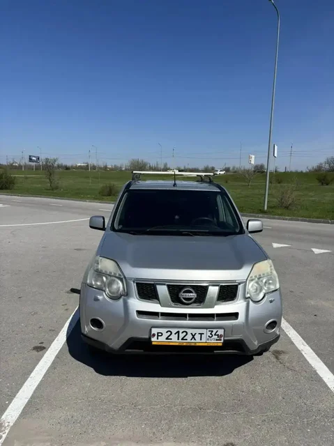 Nissan X-Trail 2011, пробег 372000 км - Кроссоверы в Волгоград