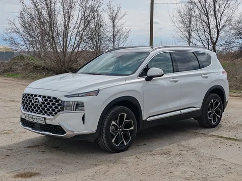 Hyundai Santa Fe 2023 - Авто в Михайловка