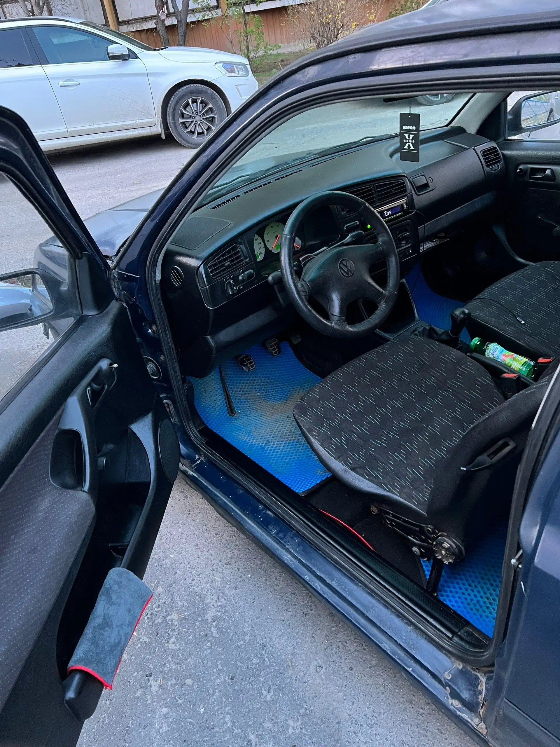 Volkswagen Golf 3 Coupe 1997 - Volkswagen Golf 3 (Авто) в Волгоград