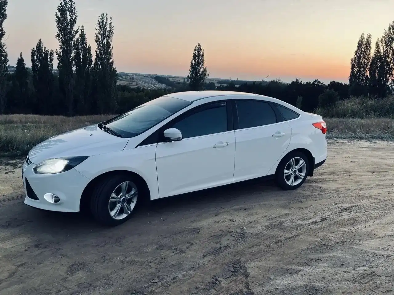 Ford Focus 3 Седан 2013 - Легковые автомобили (Авто) в Волгоград
