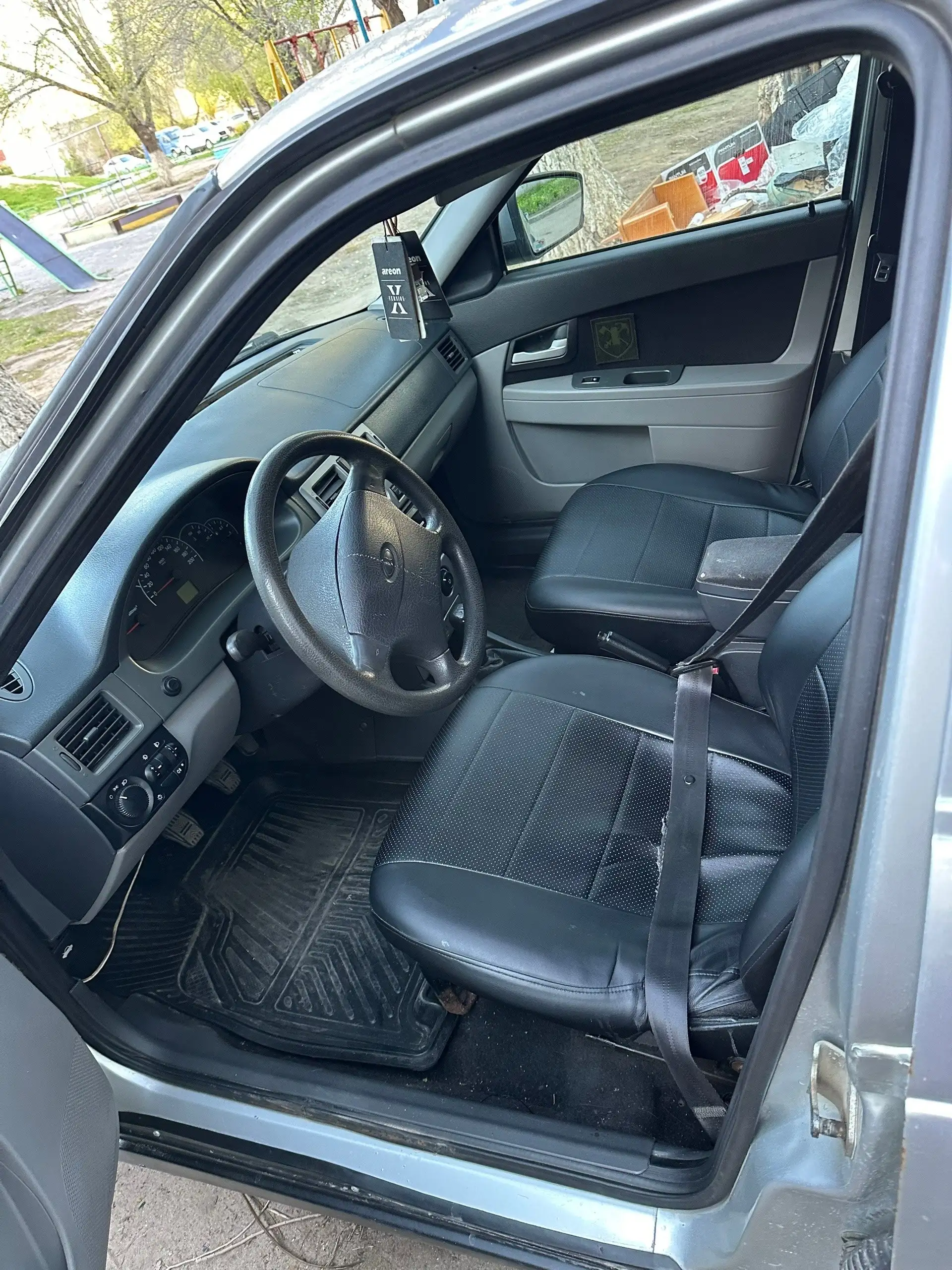 Lada Priora 2010 - Легковые автомобили (Авто) в Волгоград