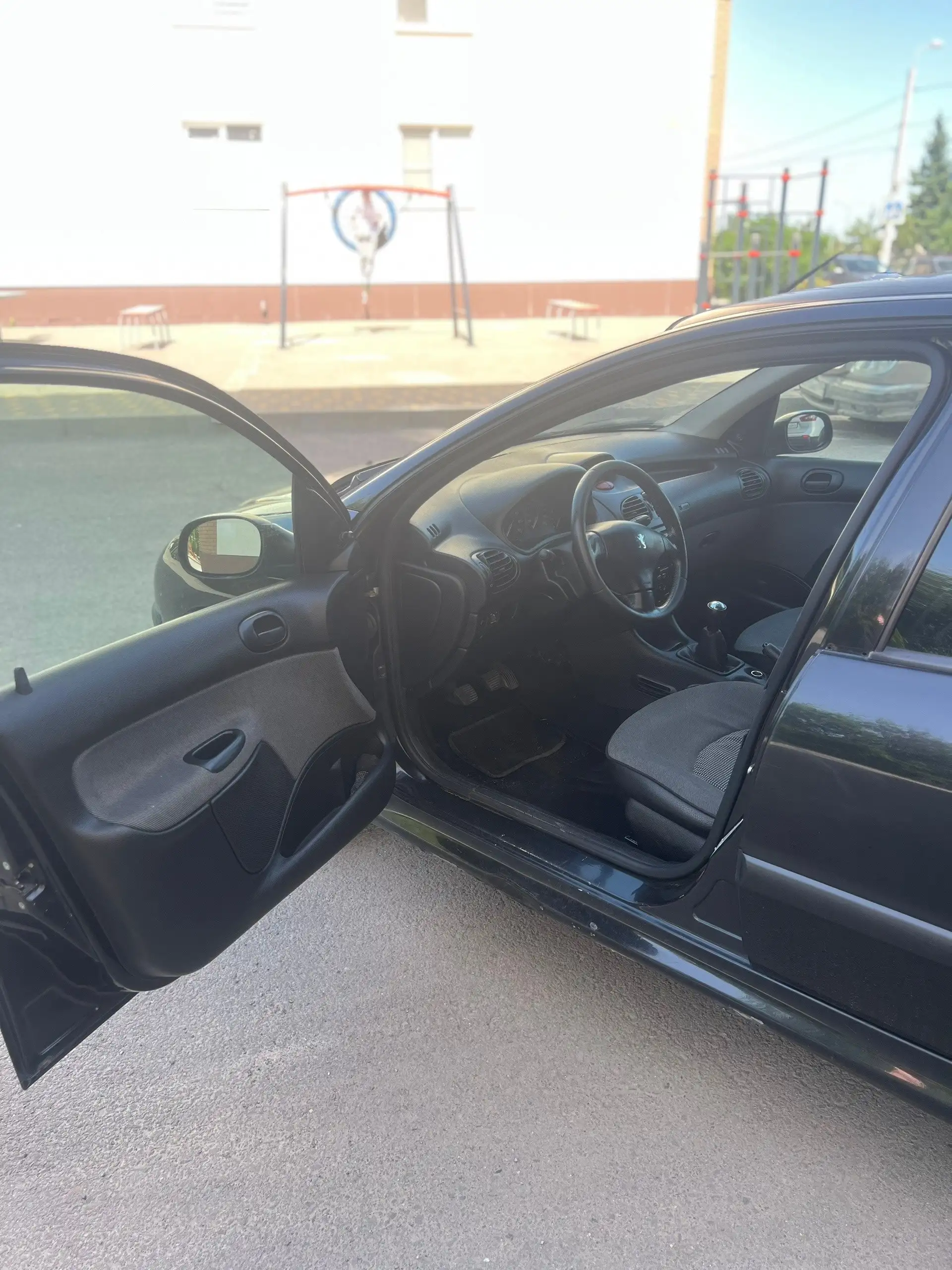 Peugeot 206 2007 г.в. - Легковые автомобили (Авто) в Волгоград