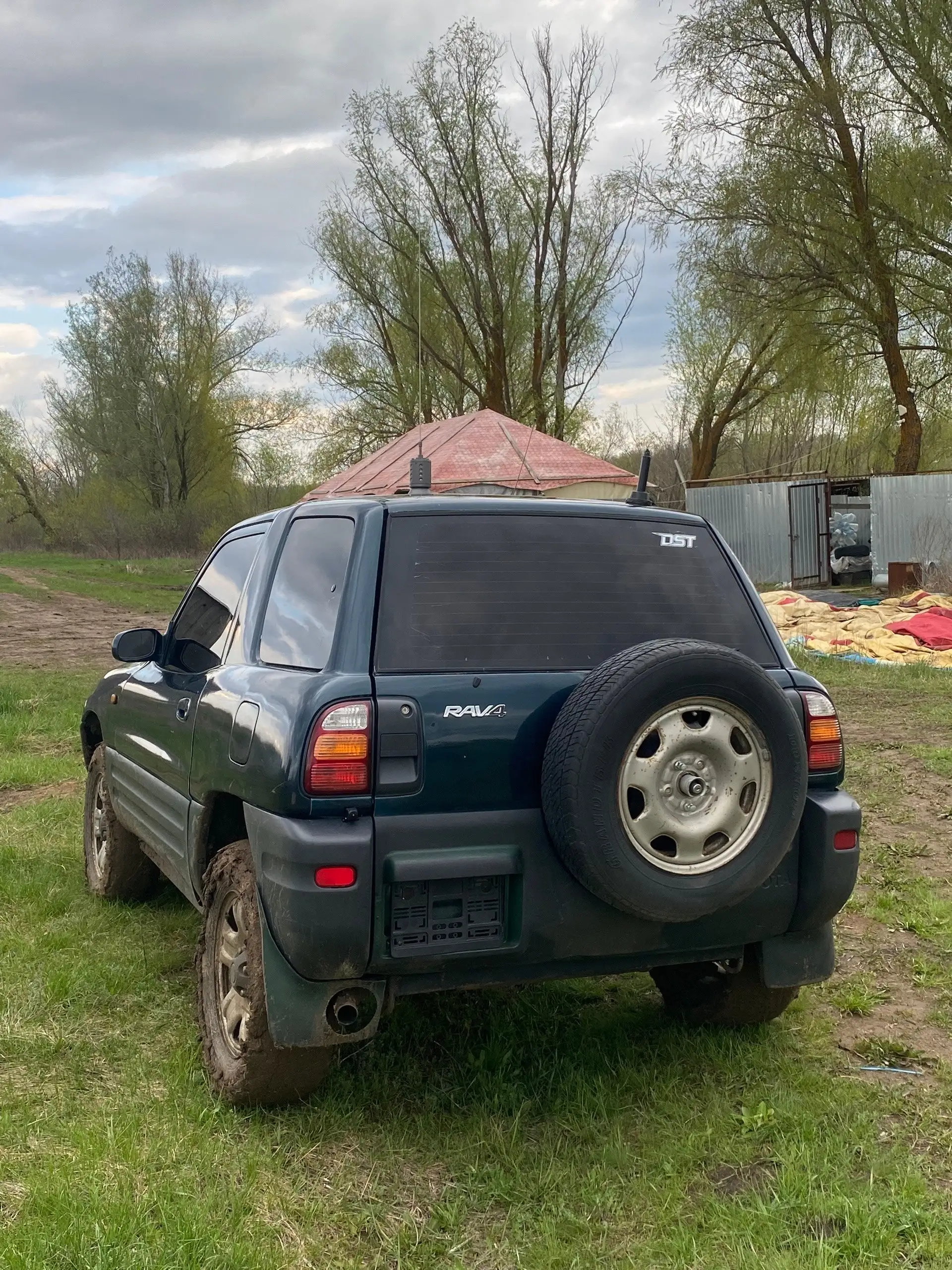 Toyota RAV4 1994 года - Легковые автомобили (Авто) в Волгоград