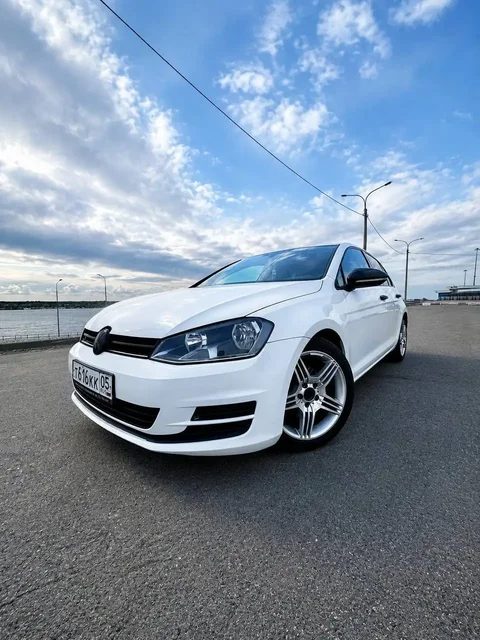Volkswagen Golf 2013 - Легковые автомобили в Волгоград