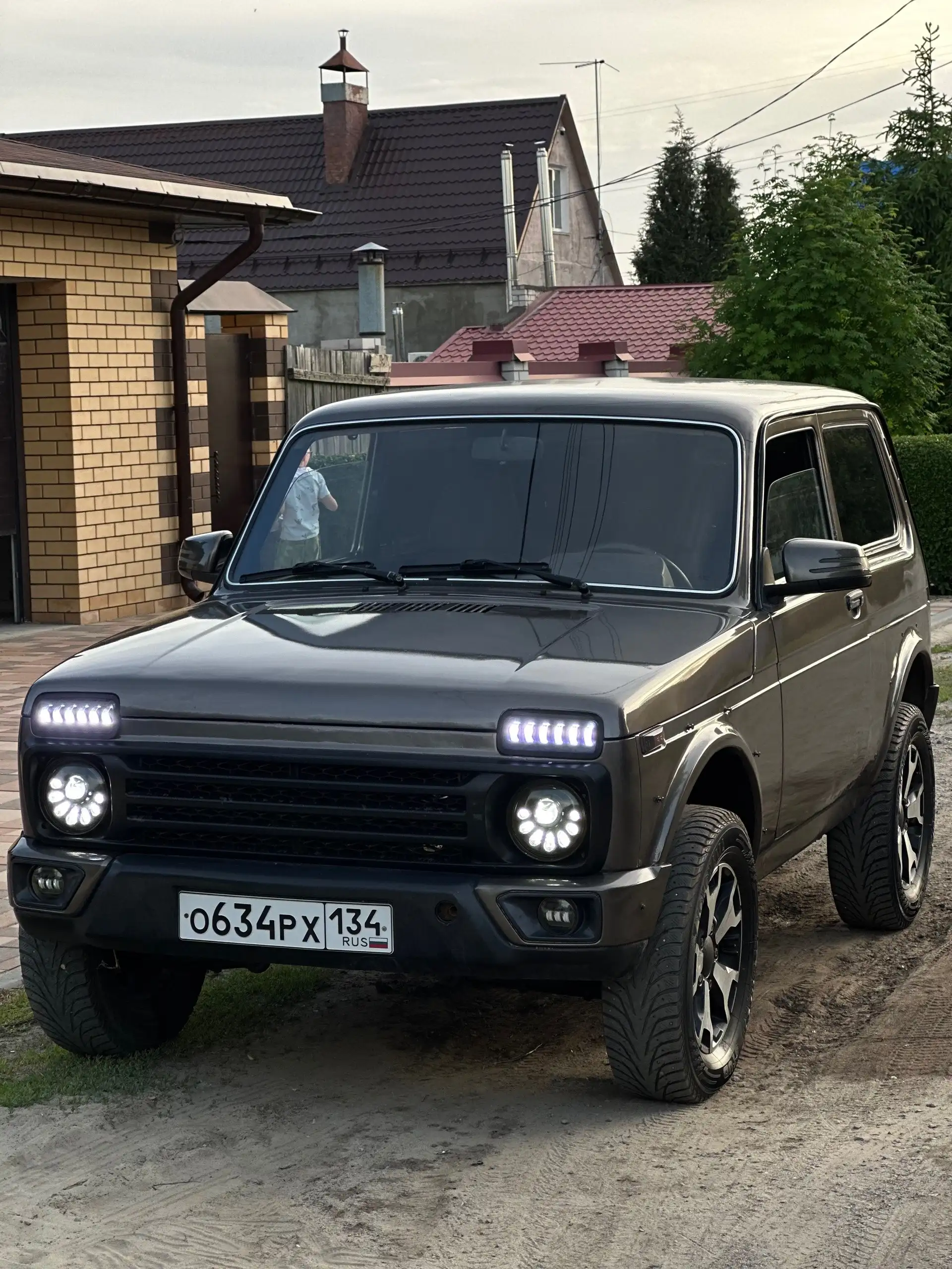Нива 2015 г. - Легковые автомобили (Авто) в Волгоград