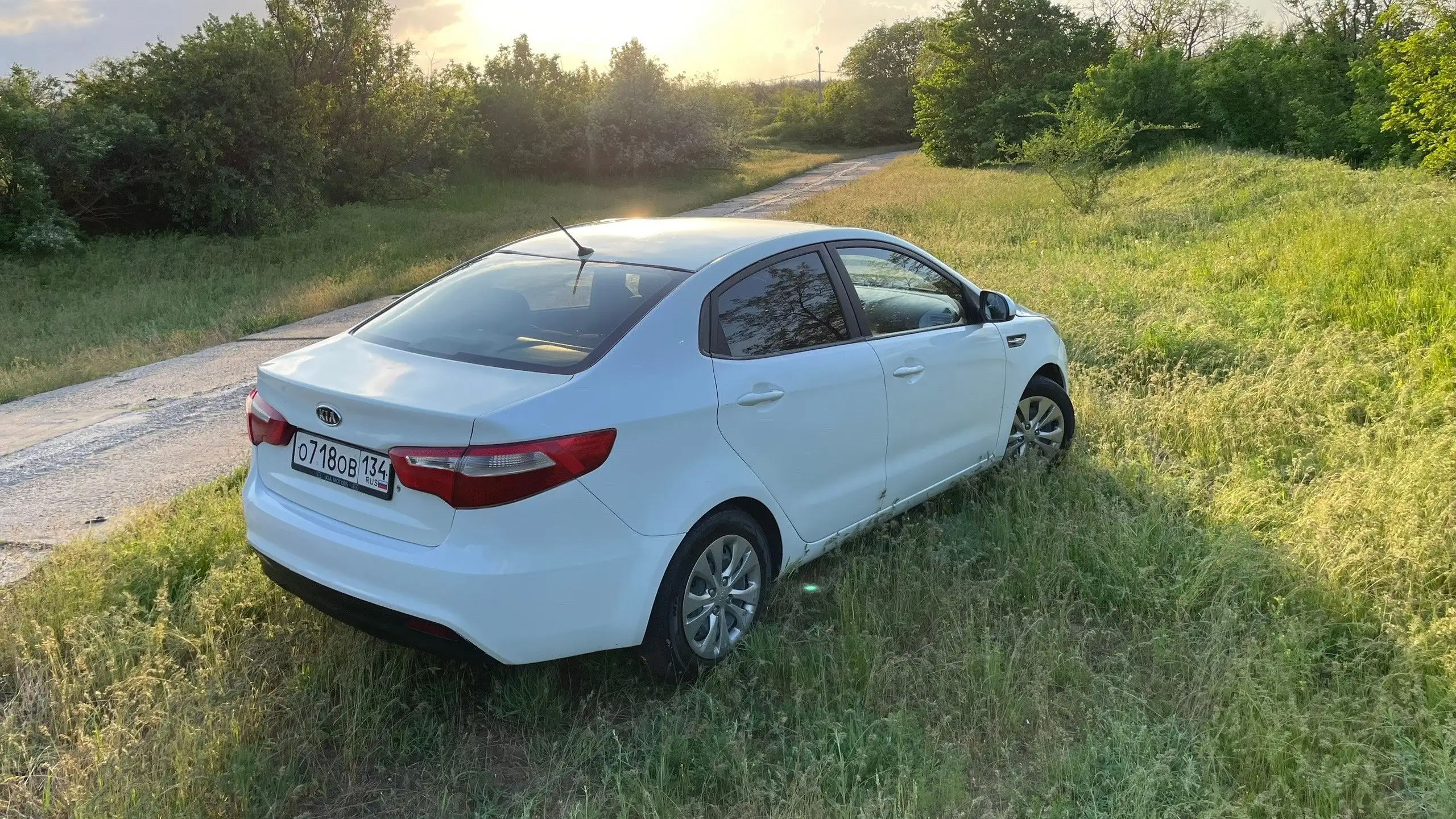 Kia 2012 с ГБО, пробег 1.4 л - Легковые автомобили (Авто) в Волгоград