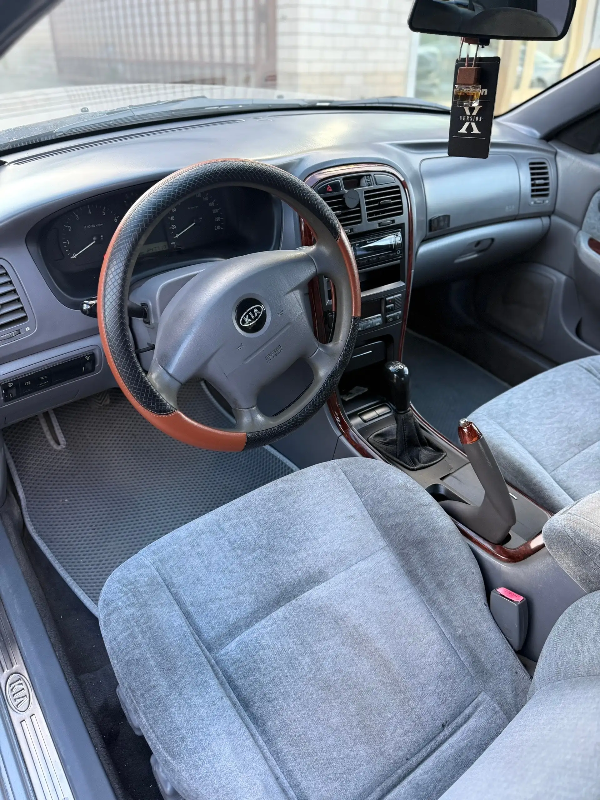 Kia (2003 г.в.) - Авто в Волгоград