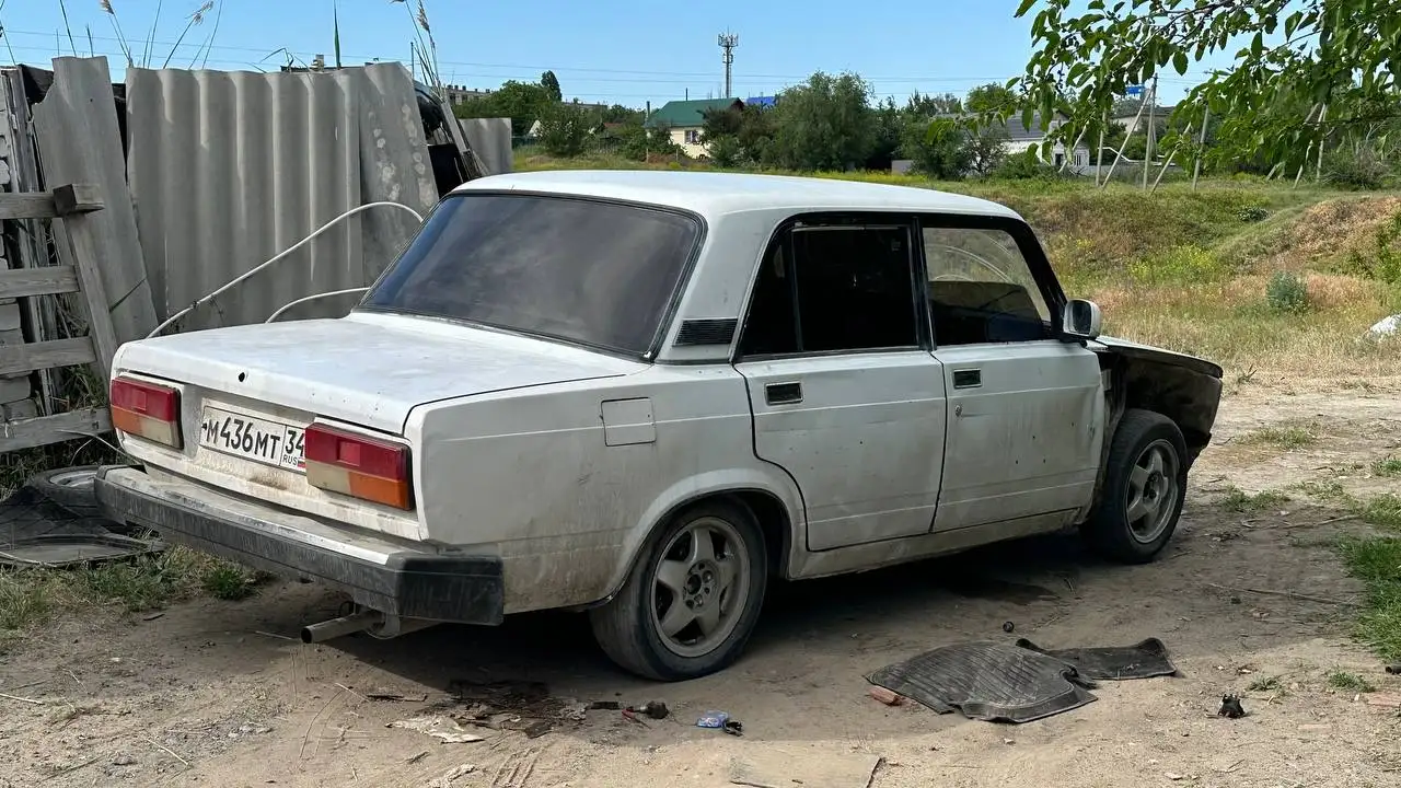 ВАЗ 2107, 2008 г.в., 90000 км - Легковой автомобиль (Авто) в Волгоград