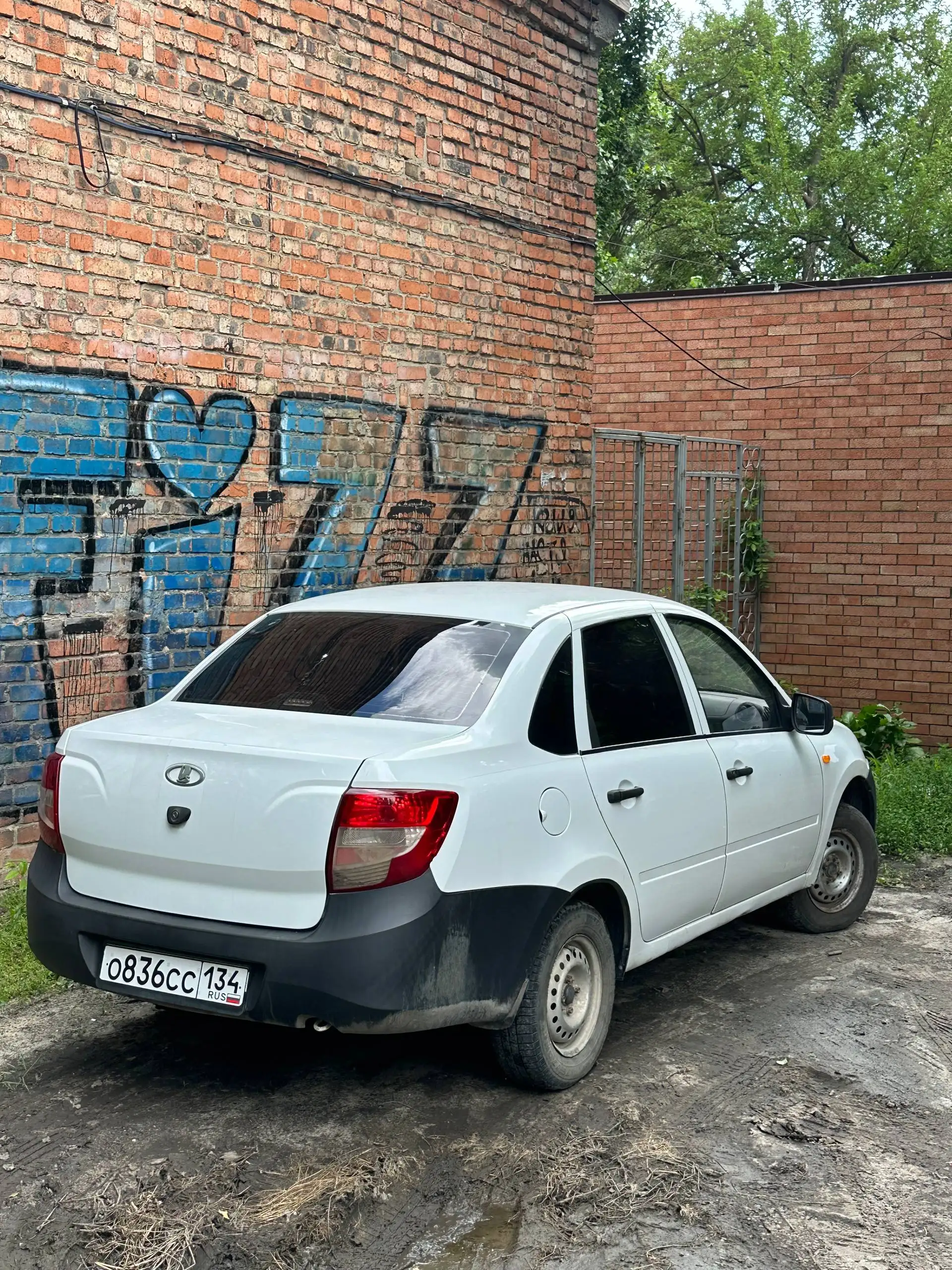Лада Гранта 2012 - Авто в Волгоград