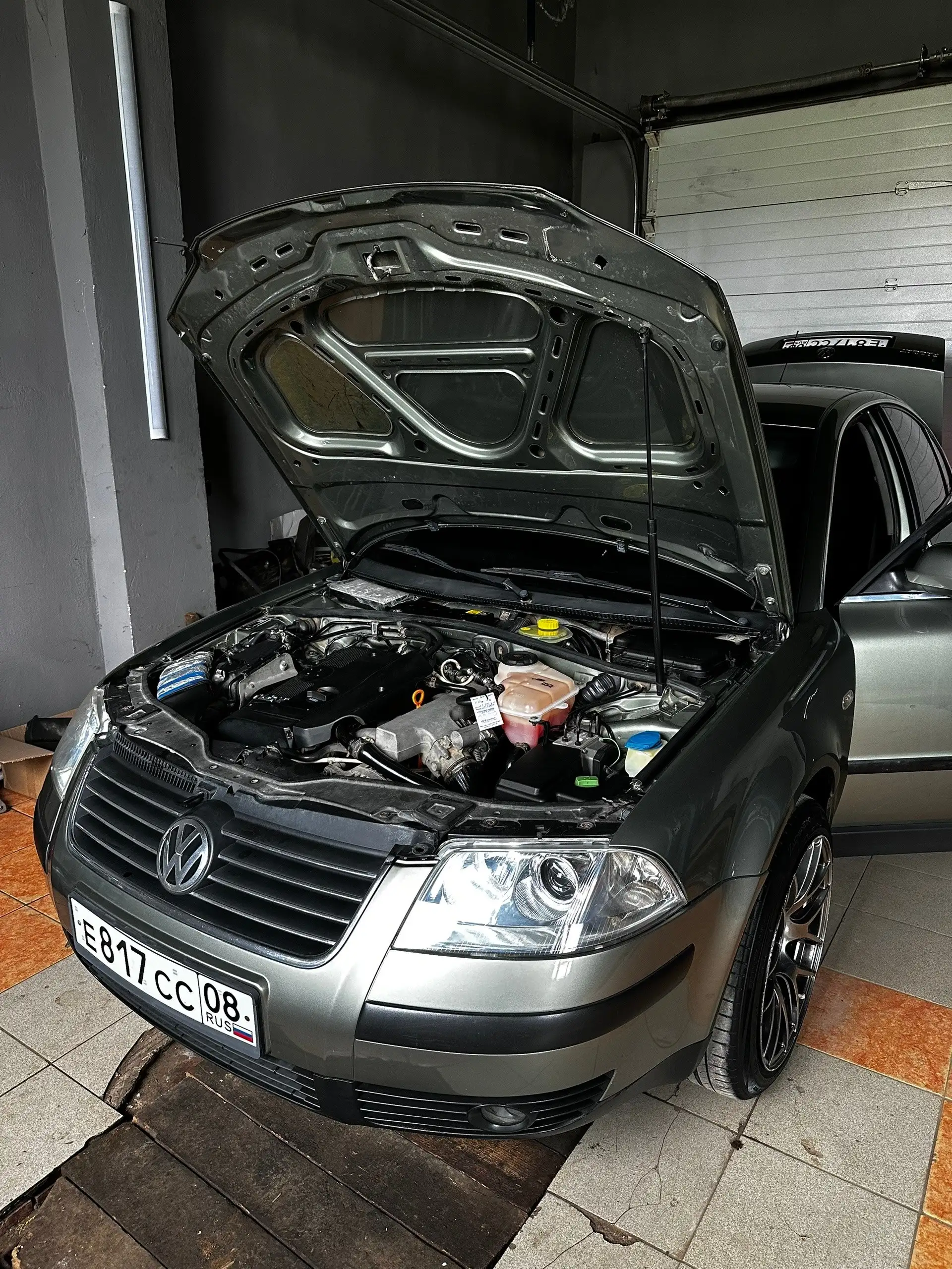 Volkswagen Passat 2001 1.8 Турбо - Легковые автомобили (Авто) в Элиста