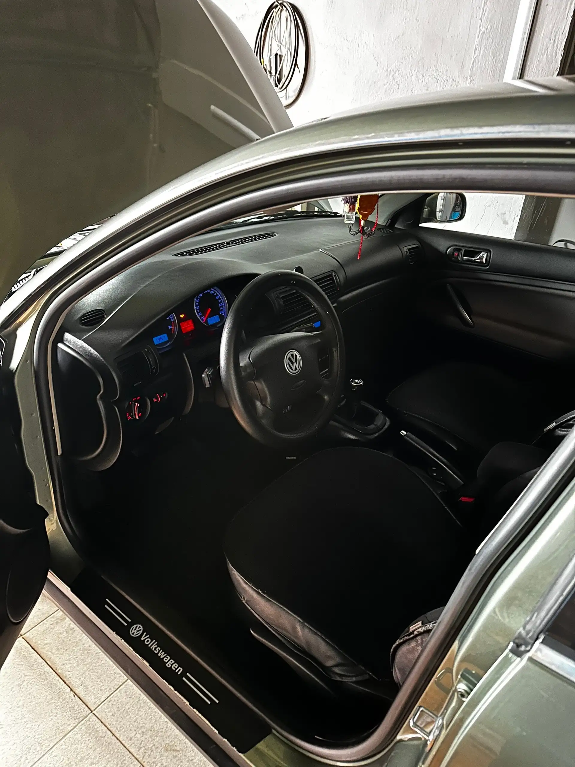 Volkswagen Passat 2001 1.8 Турбо - Легковые автомобили (Авто) в Элиста