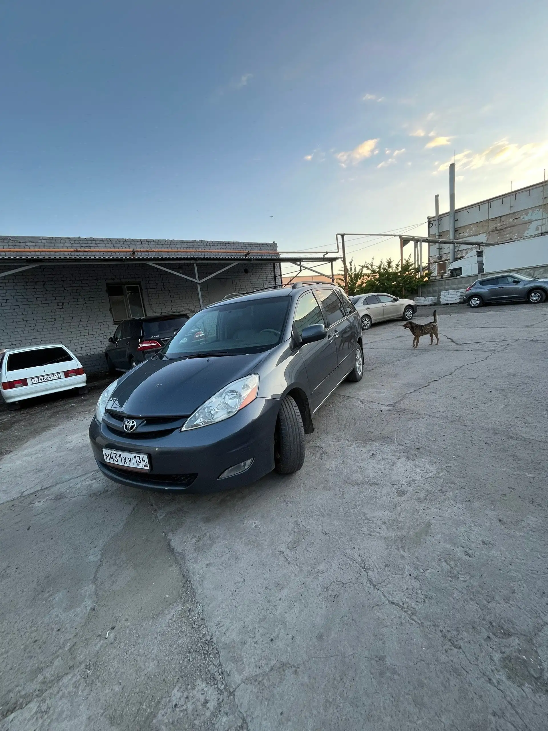 Toyota Sienna CE Limited 2005 - Минивэны (Авто) в Волгоград