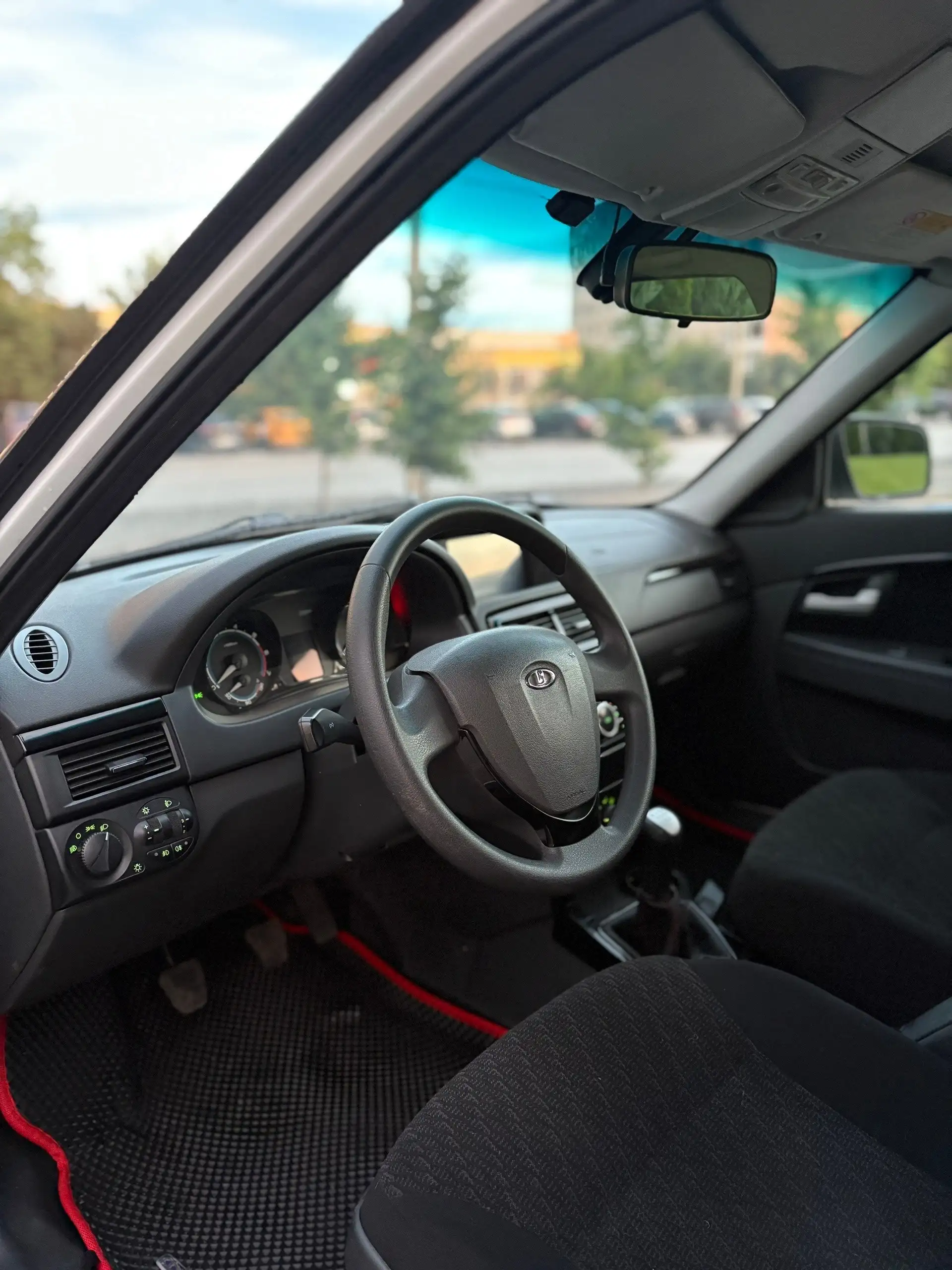 Lada Priora 2 (Люкс) 2014 - Легковые автомобили (Авто) в Волгоград