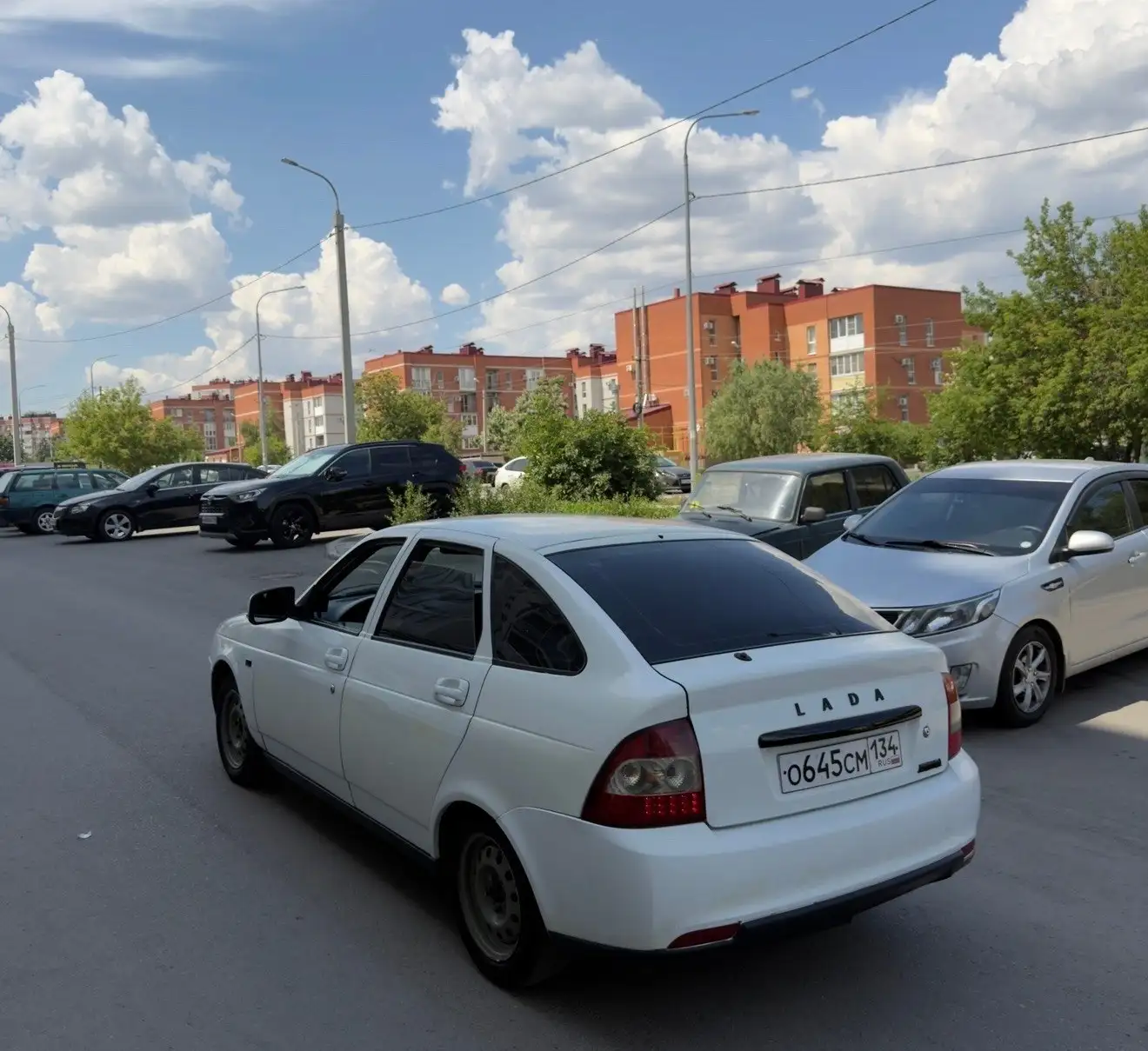 Lada Priora 2011 г.в. - Легковые автомобили (Авто) в Волгоград