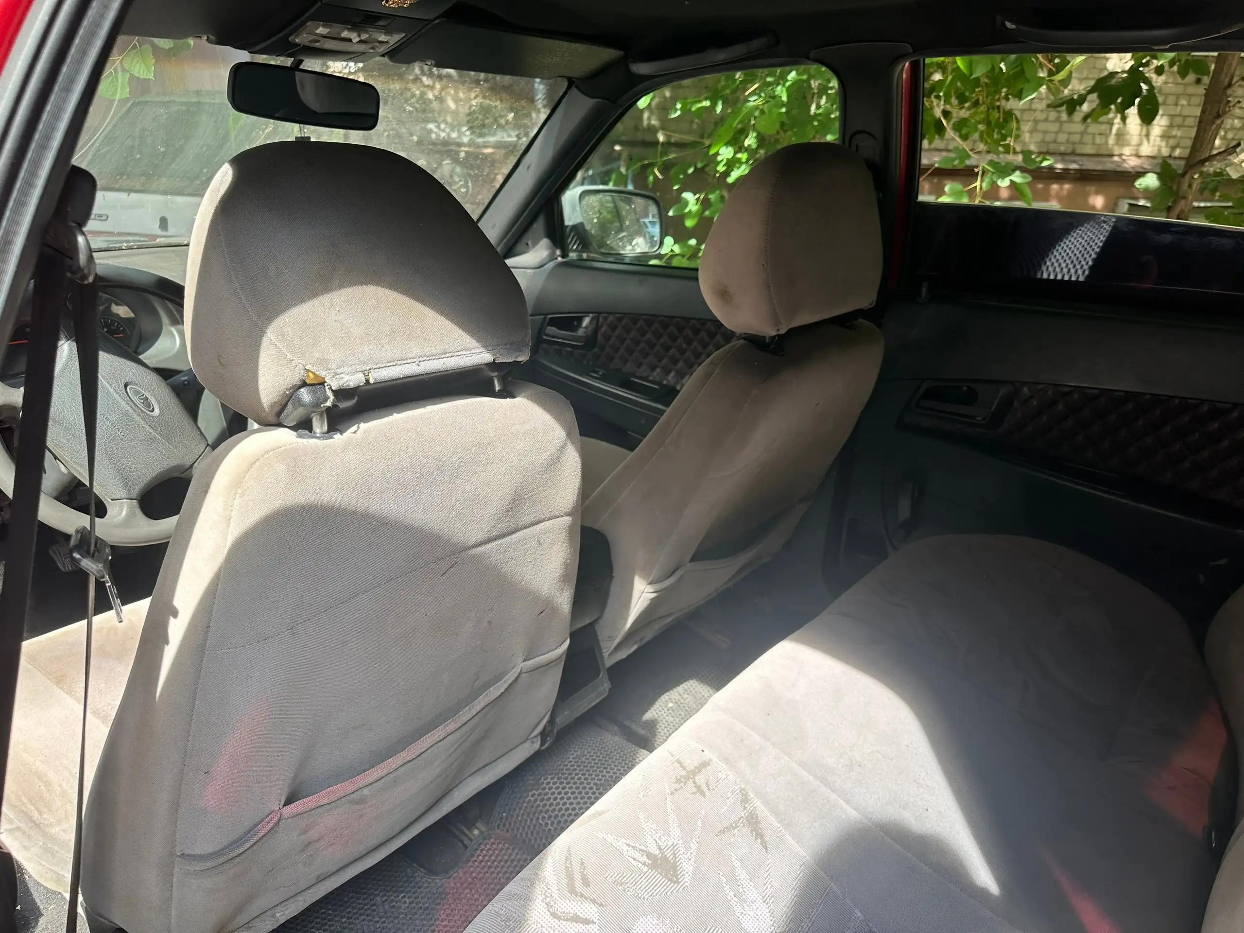 Lada Priora 2011-2013, Калифорнийский мак - Легковые автомобили (Авто) в Волгоград