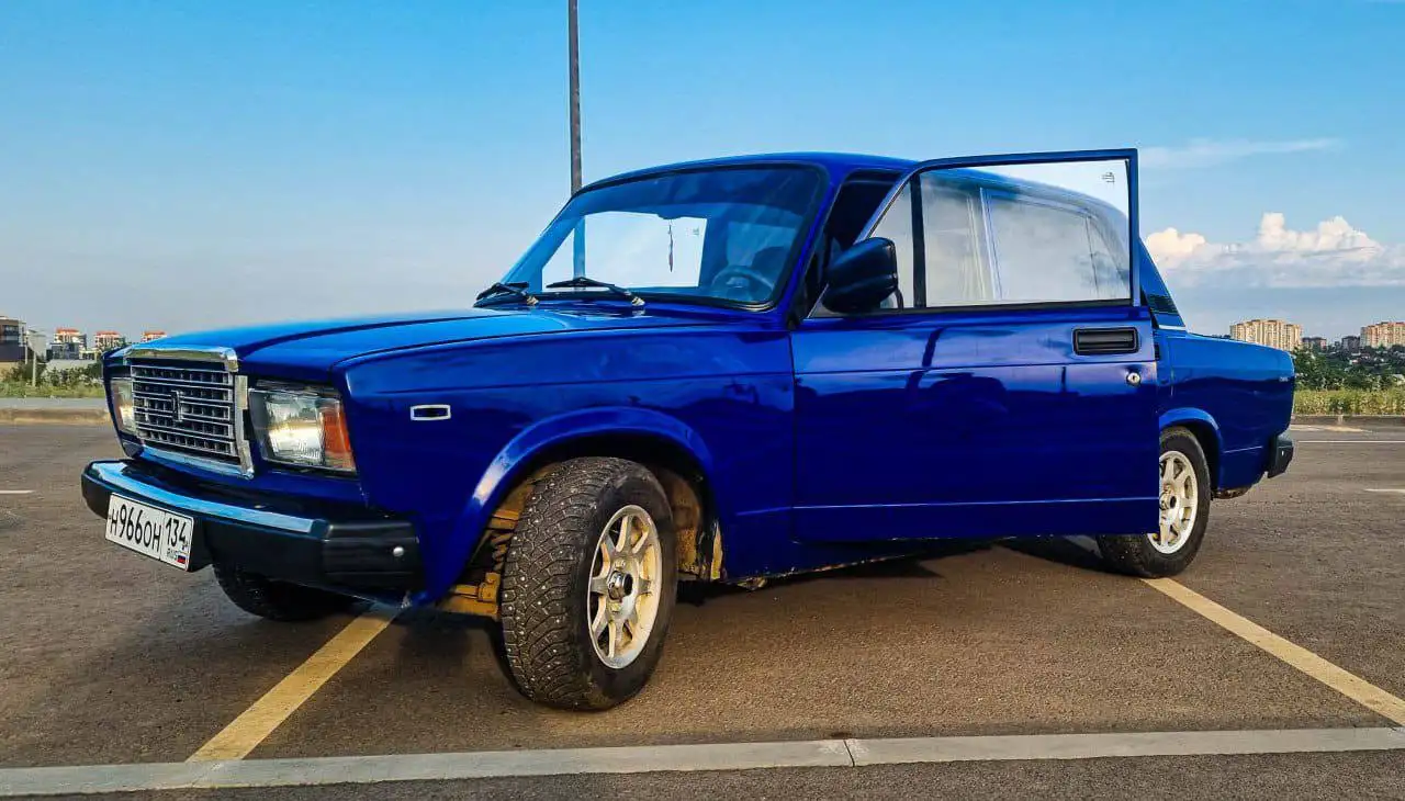 ВАЗ 2107 2000 г.в. - Легковые автомобили (Авто) в Волгоград