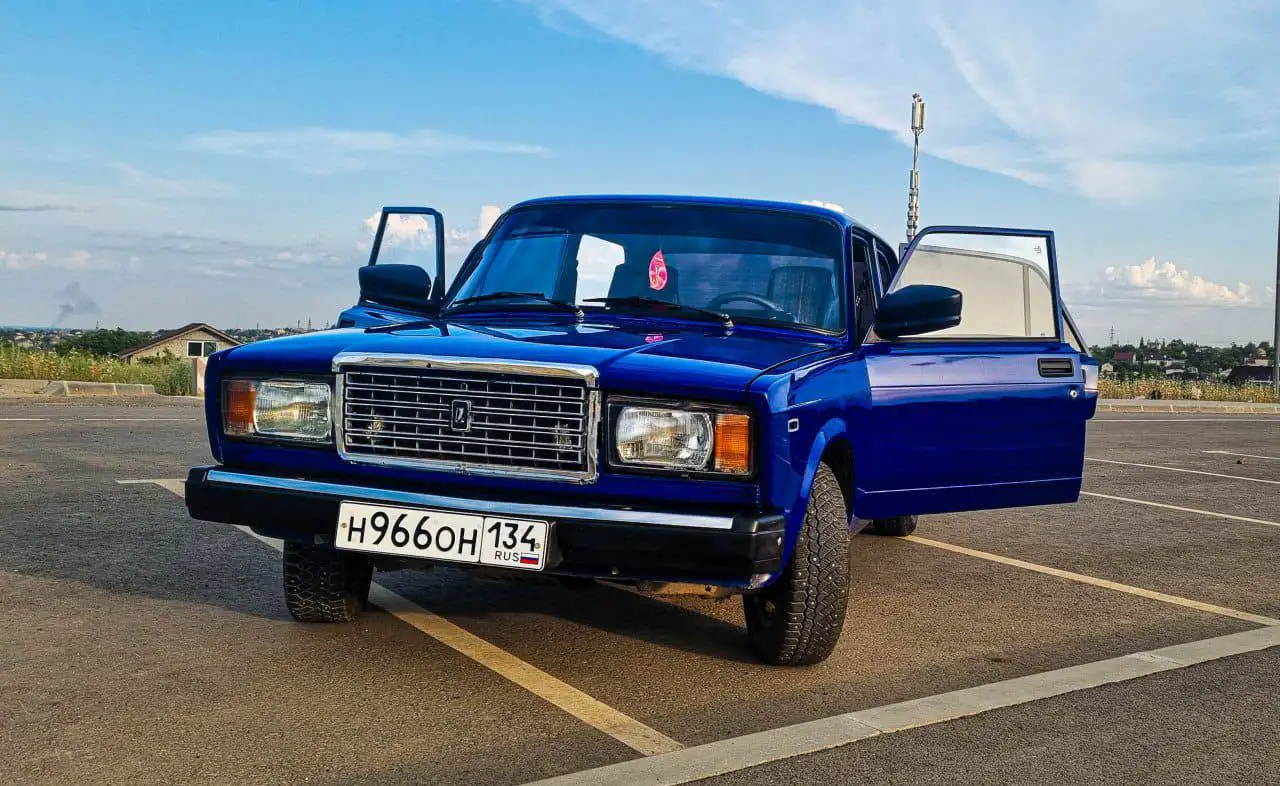 ВАЗ 2107 2000 г.в. - Легковые автомобили (Авто) в Волгоград