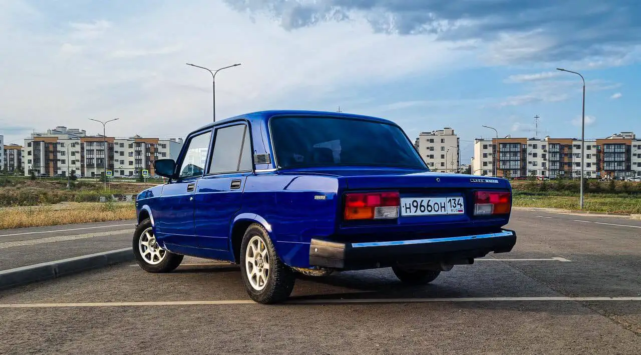 ВАЗ 2107 2000 г.в. - Легковые автомобили (Авто) в Волгоград