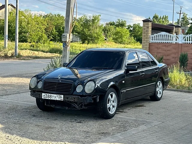 Mercedes Benz w210 - Легковые автомобили в Волгоград