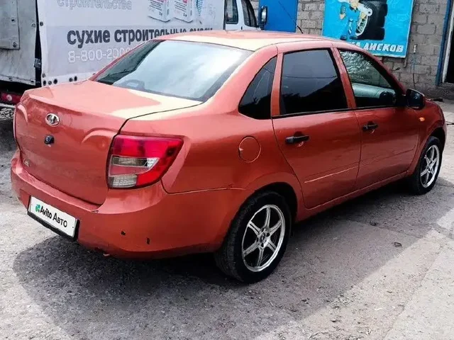 Лада Гранта 2013 - Грузовики в Елань