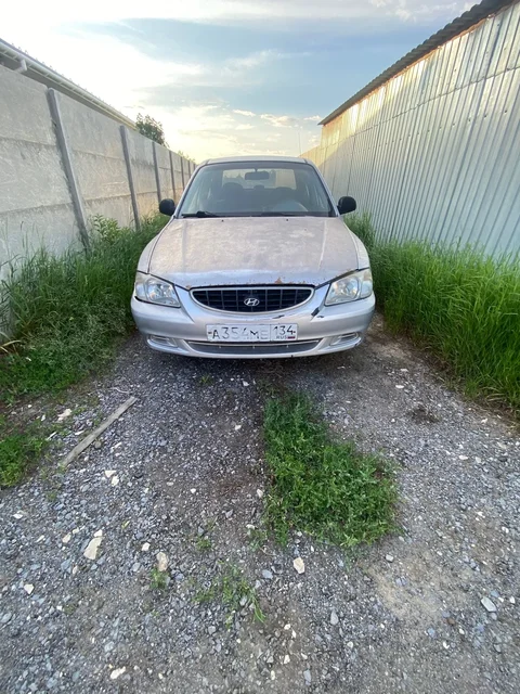 Hyundai Accent 2008 - Renault Logan в Волгоград