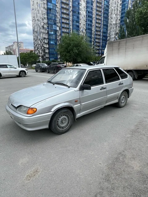ВАЗ 2114 2004 года - Renault Logan в Волгоград