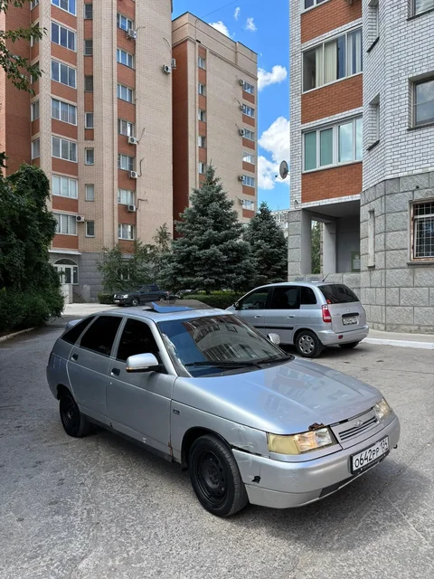 ВАЗ 2112 2003 года - Renault Logan в Волгоград