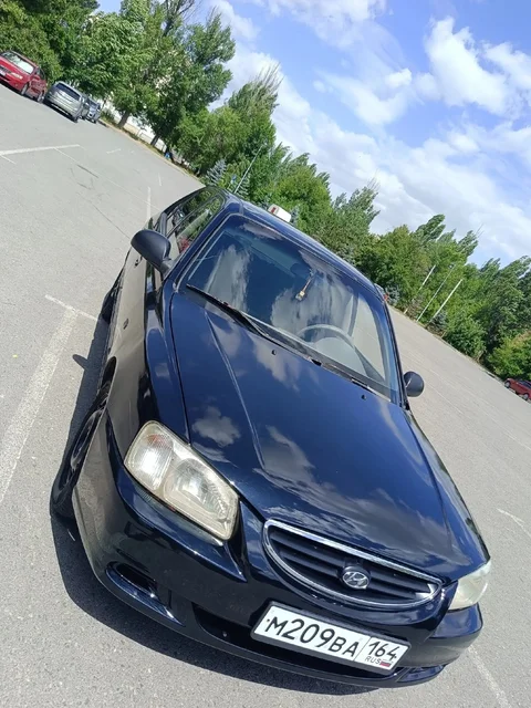 Hyundai Accent в хорошем состоянии - Выхлопная система в Волгоград