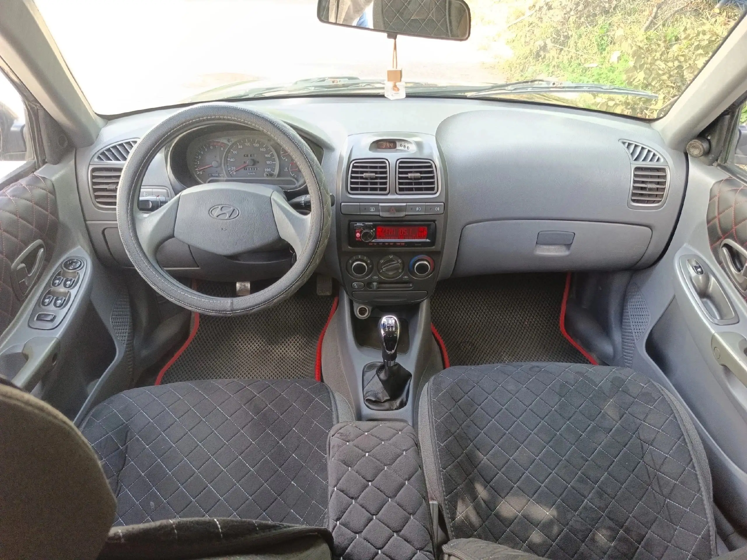 Hyundai Accent в хорошем состоянии - Легковые автомобили (Авто) в Волгоград