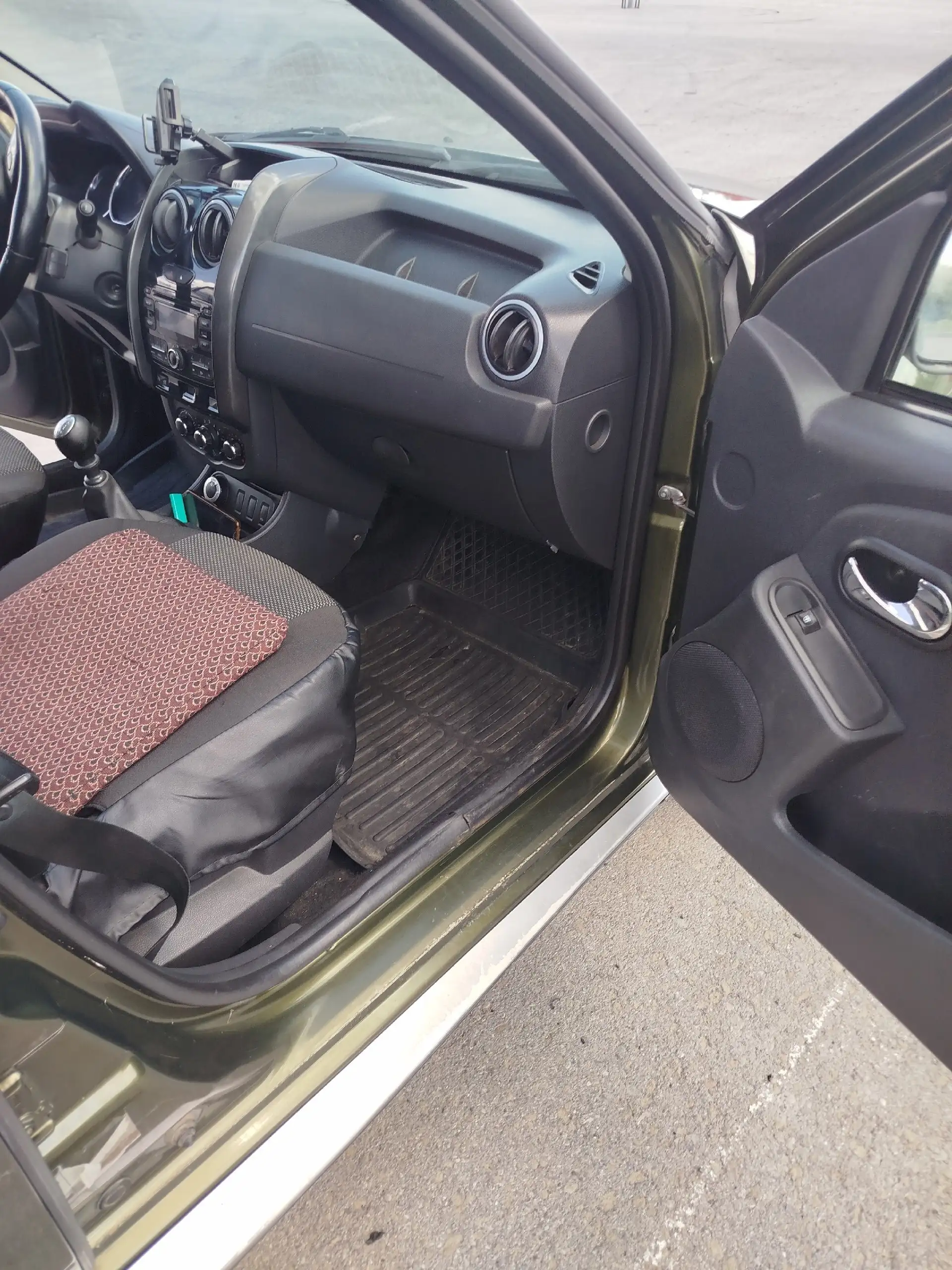 Renault Duster 2.0 4x4 - Внедорожник (Авто) в Волгоград