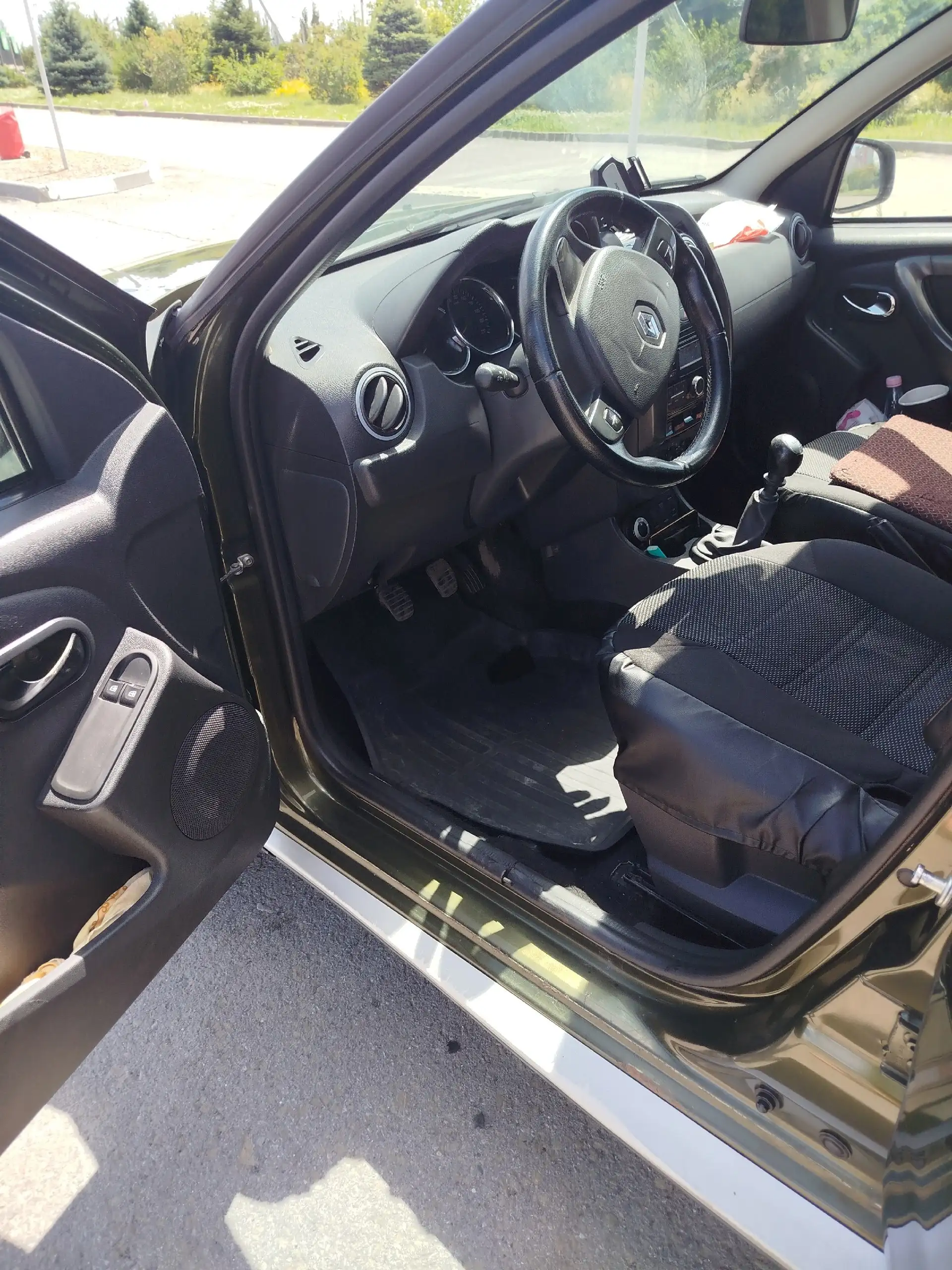 Renault Duster 2.0 4x4 - Внедорожник (Авто) в Волгоград